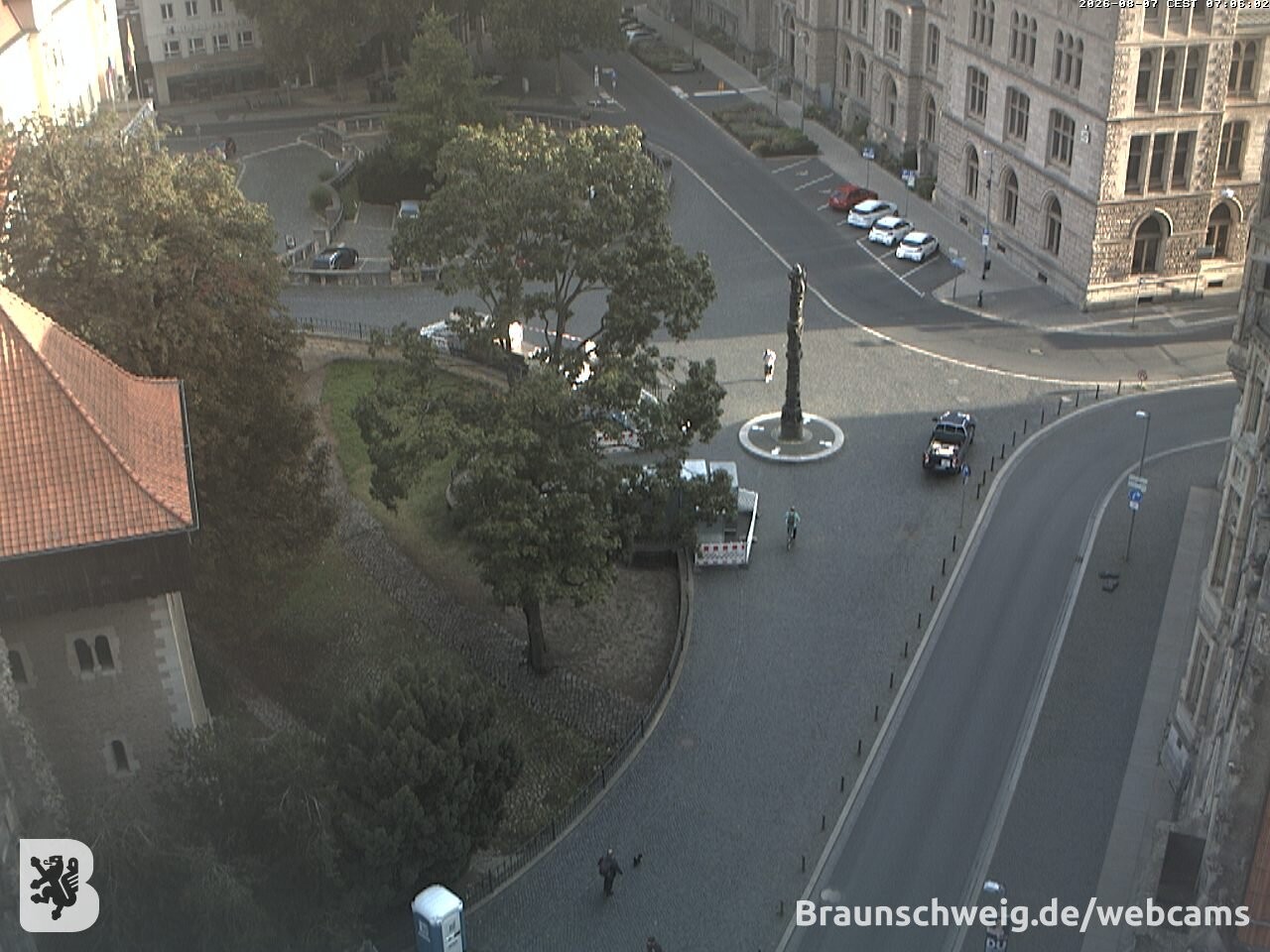 Archived image Webcam Town Hall Braunschweig