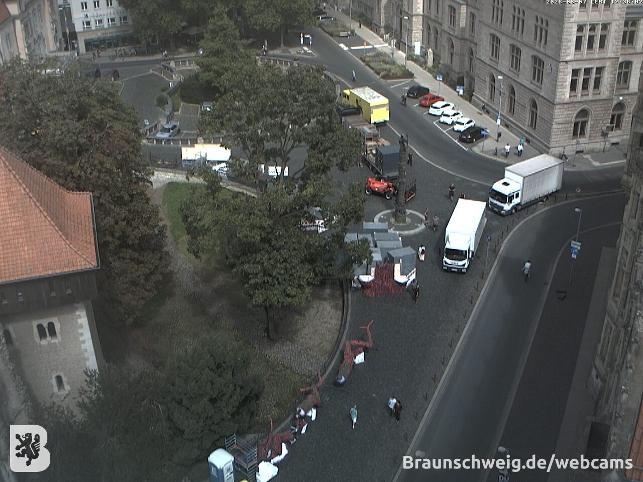 Archived image Webcam Town Hall Braunschweig