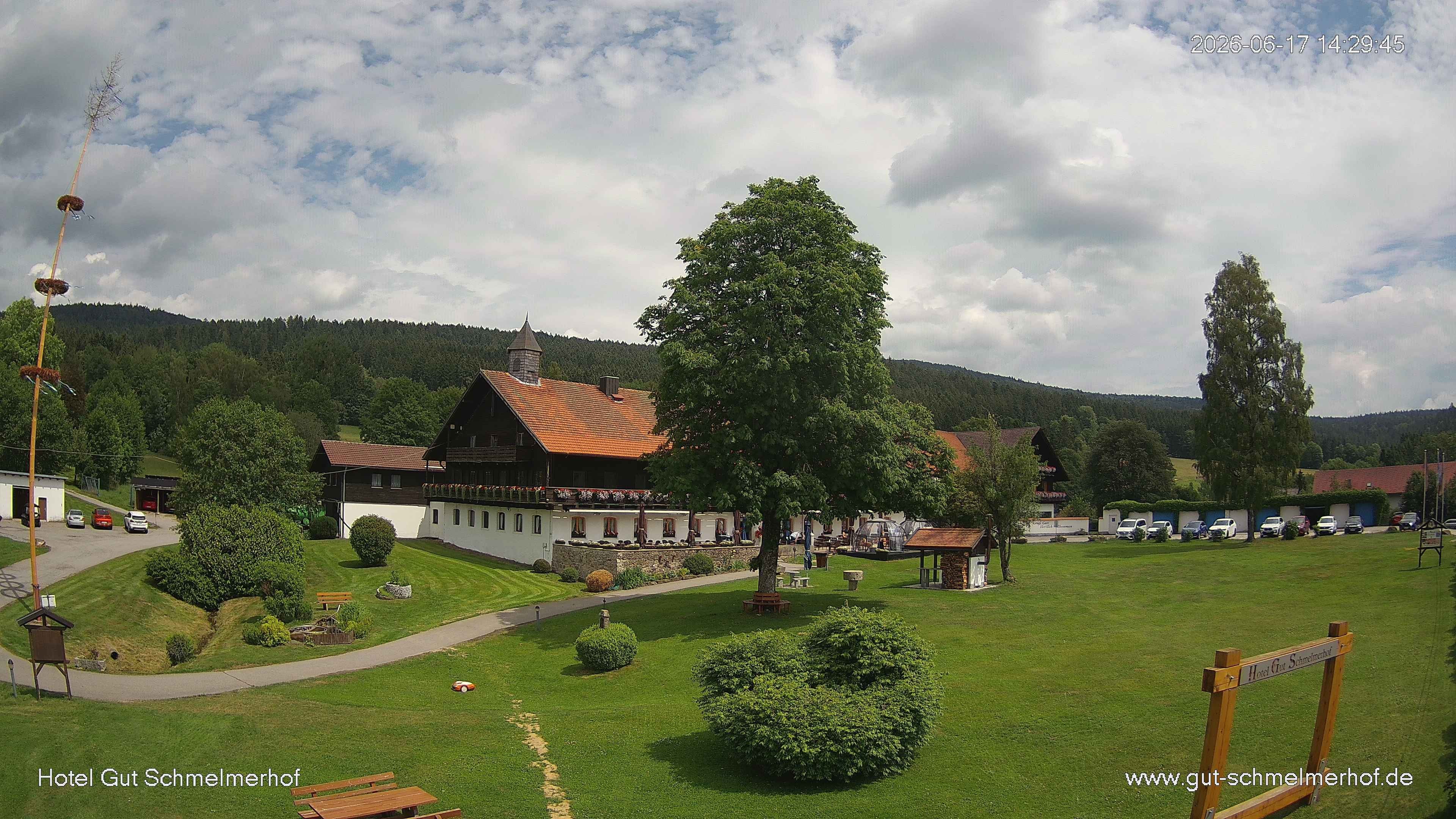 Archiv Foto Webcam  St. Englmar - Hotel Gut Schmelmerhof