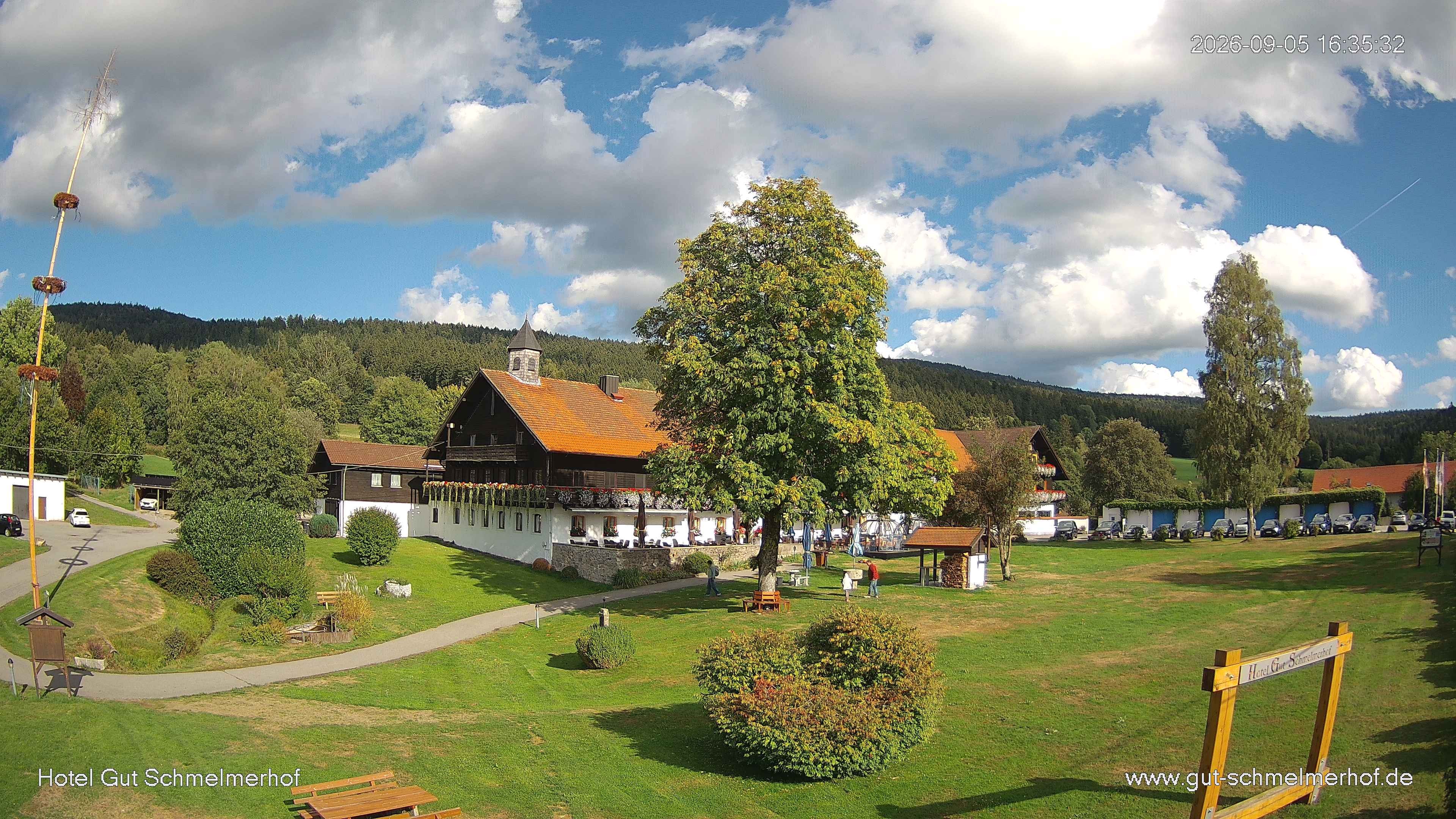 Archiv Foto Webcam  St. Englmar - Hotel Gut Schmelmerhof