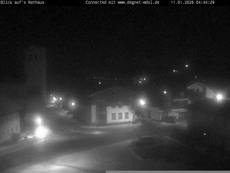 Archiv Foto Webcam Hunderdorf - Blick auf Pfarrkirche St. Nikolaus