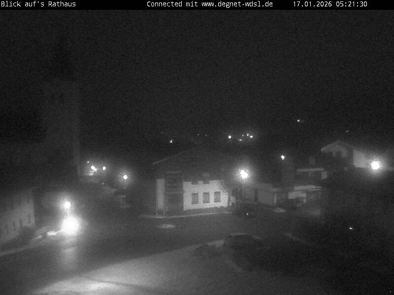 Archiv Foto Webcam Hunderdorf - Blick auf Pfarrkirche St. Nikolaus