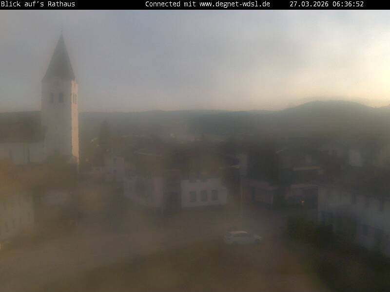 Archived image Webcam Hunderdorf - view towards church St. Nikolaus