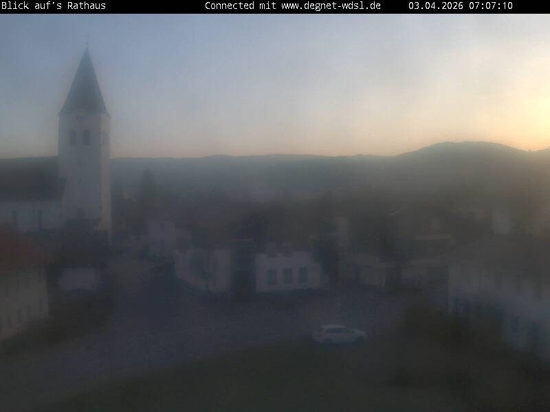 Archived image Webcam Hunderdorf - view towards church St. Nikolaus