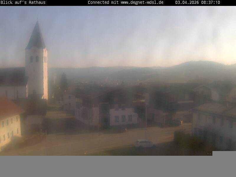 Archived image Webcam Hunderdorf - view towards church St. Nikolaus