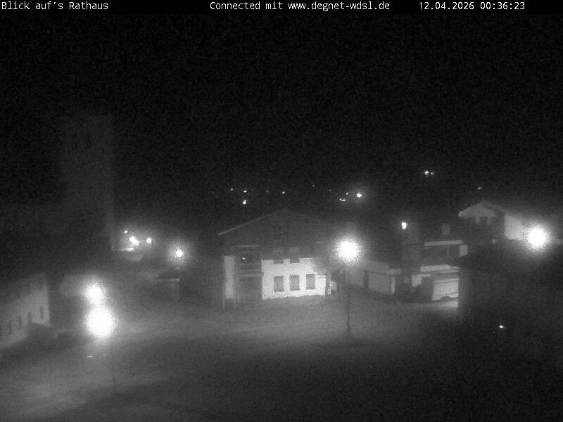 Archiv Foto Webcam Hunderdorf - Blick auf Pfarrkirche St. Nikolaus