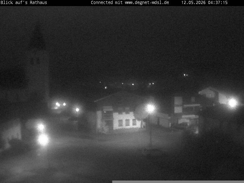 Archiv Foto Webcam Hunderdorf - Blick auf Pfarrkirche St. Nikolaus