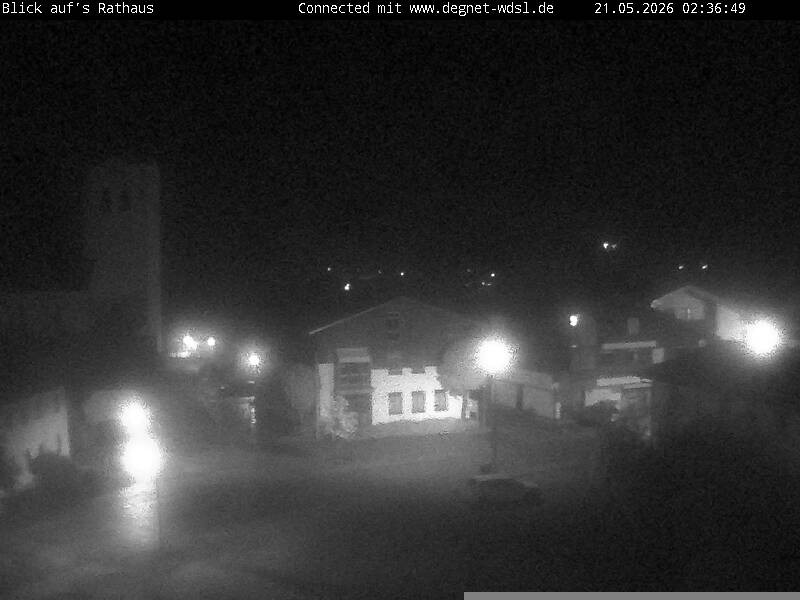Archived image Webcam Hunderdorf - view towards church St. Nikolaus