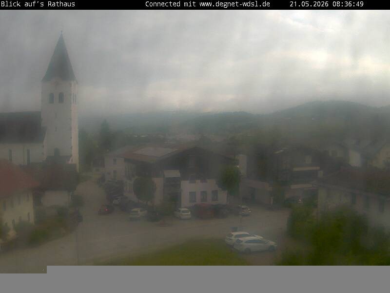Archived image Webcam Hunderdorf - view towards church St. Nikolaus