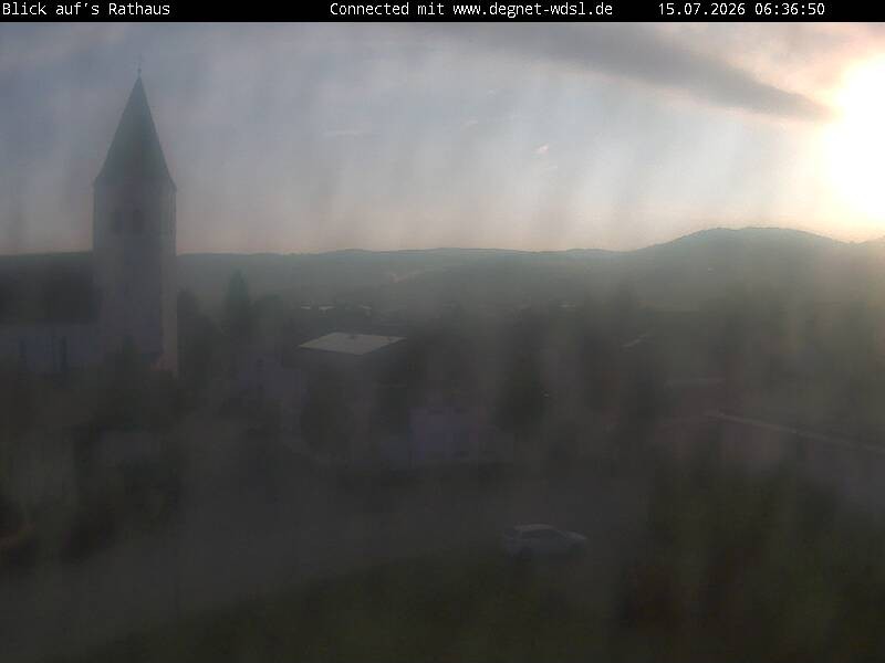 Archiv Foto Webcam Hunderdorf - Blick auf Pfarrkirche St. Nikolaus