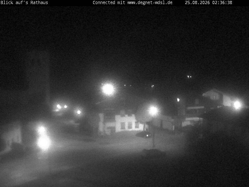 Archived image Webcam Hunderdorf - view towards church St. Nikolaus