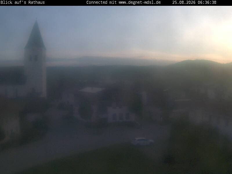Archived image Webcam Hunderdorf - view towards church St. Nikolaus