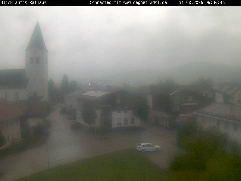 Archived image Webcam Hunderdorf - view towards church St. Nikolaus