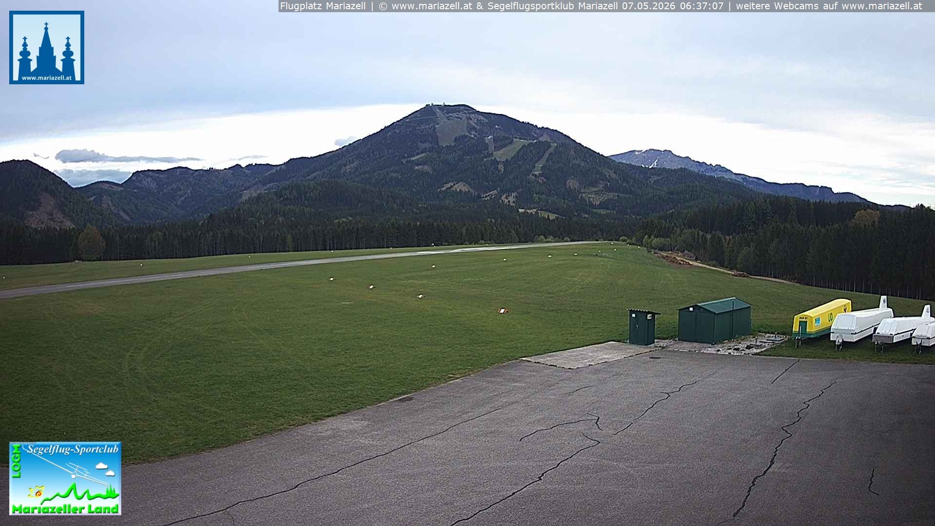 Archived image Webcam Airfield Mariazell - View to northwest