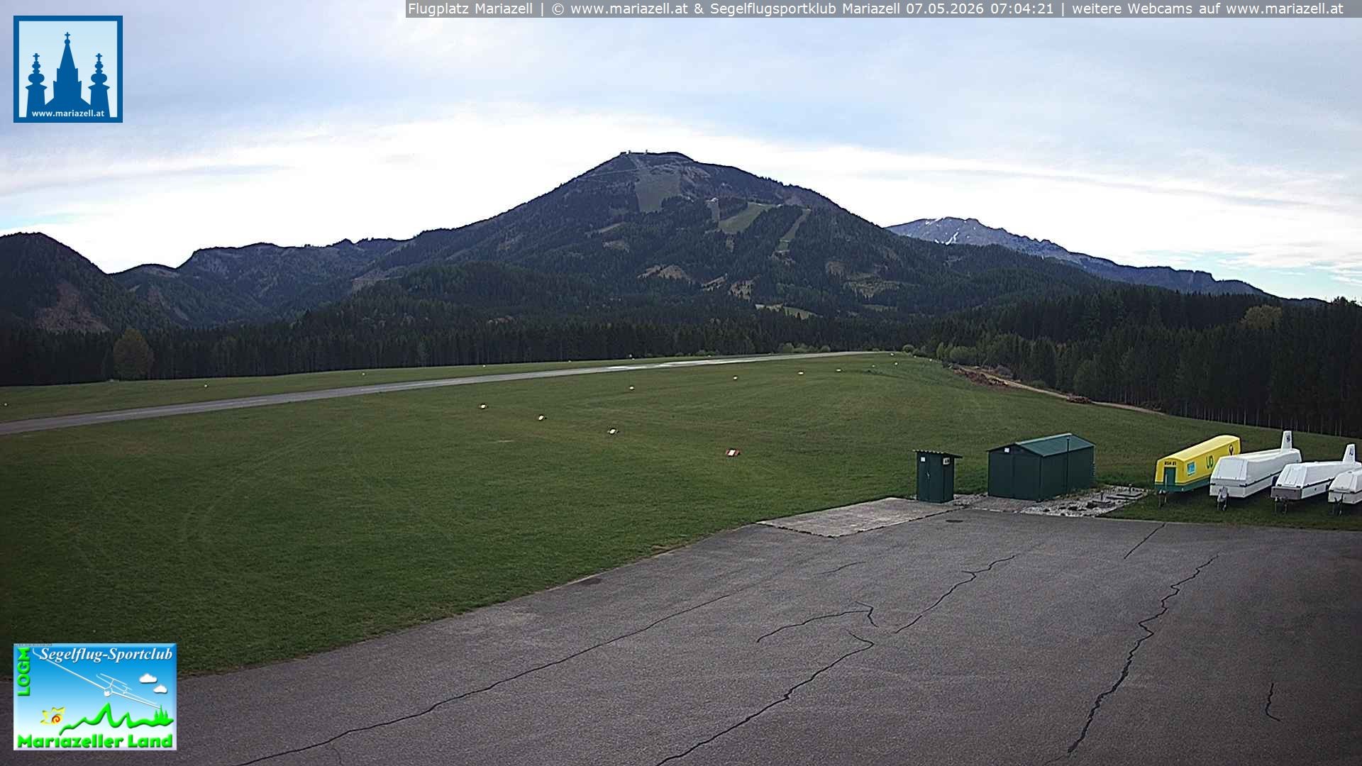 Archived image Webcam Airfield Mariazell - View to northwest