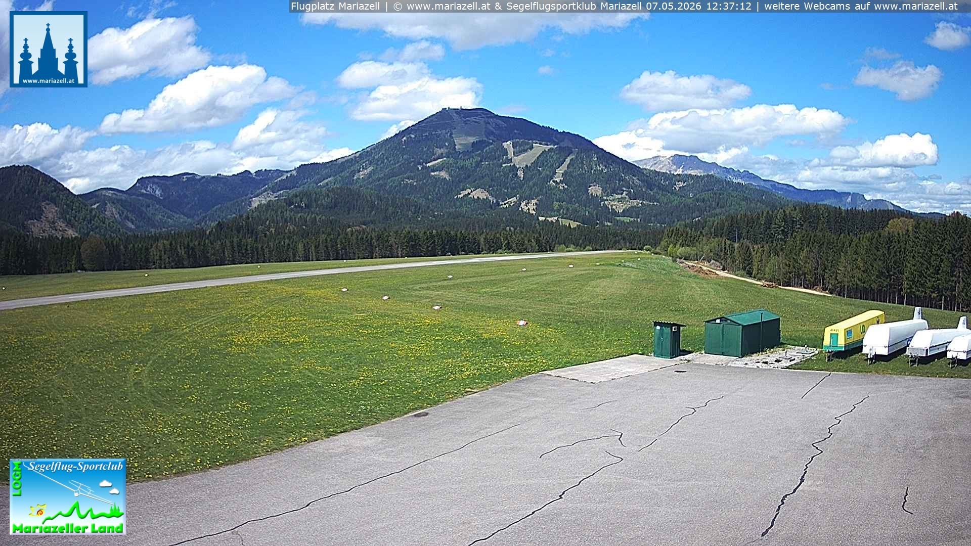Archived image Webcam Airfield Mariazell - View to northwest