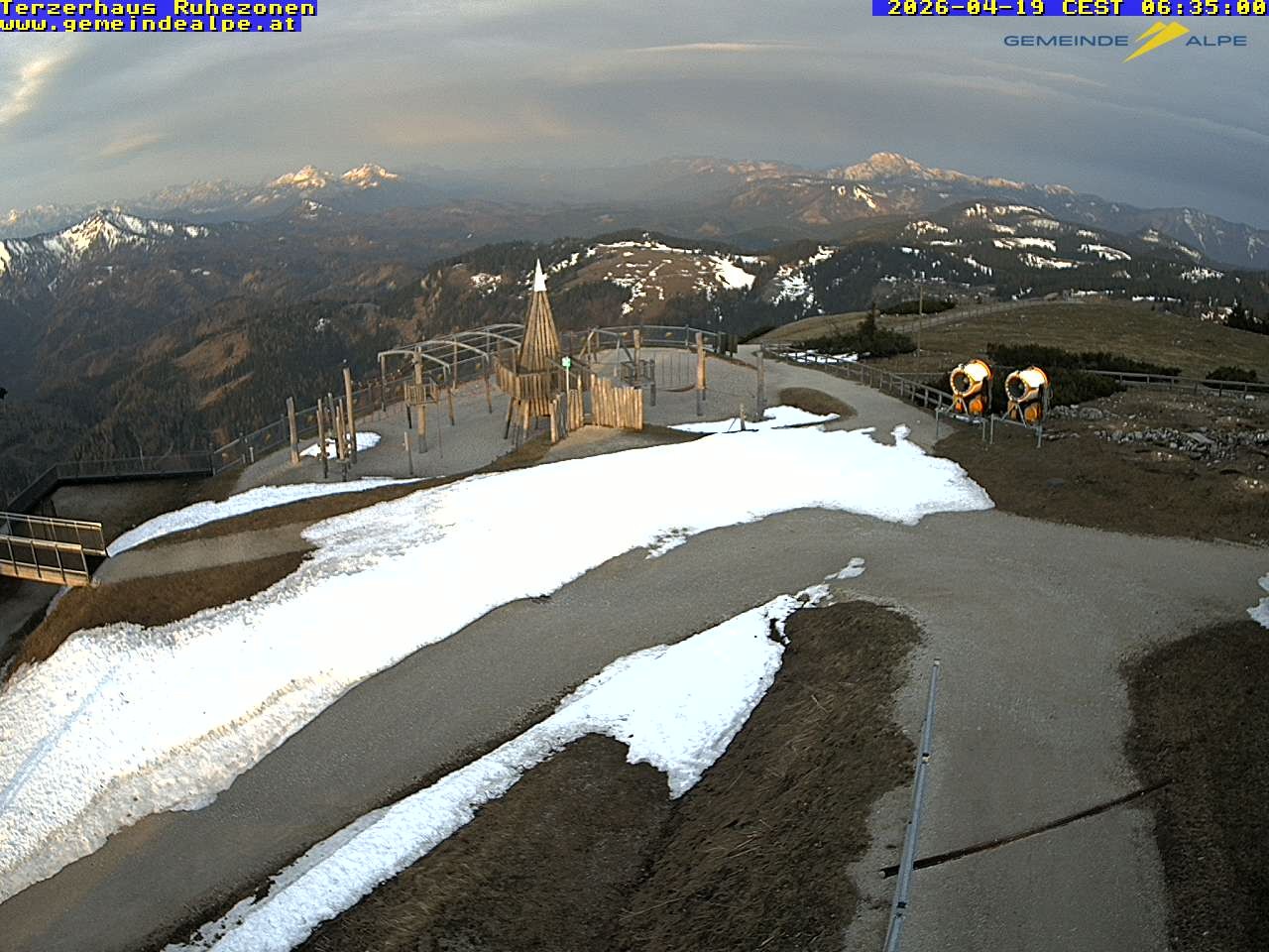 Archiv Foto Webcam Gemeindealpe Mitterbach Spielplatz / Terzerhaus