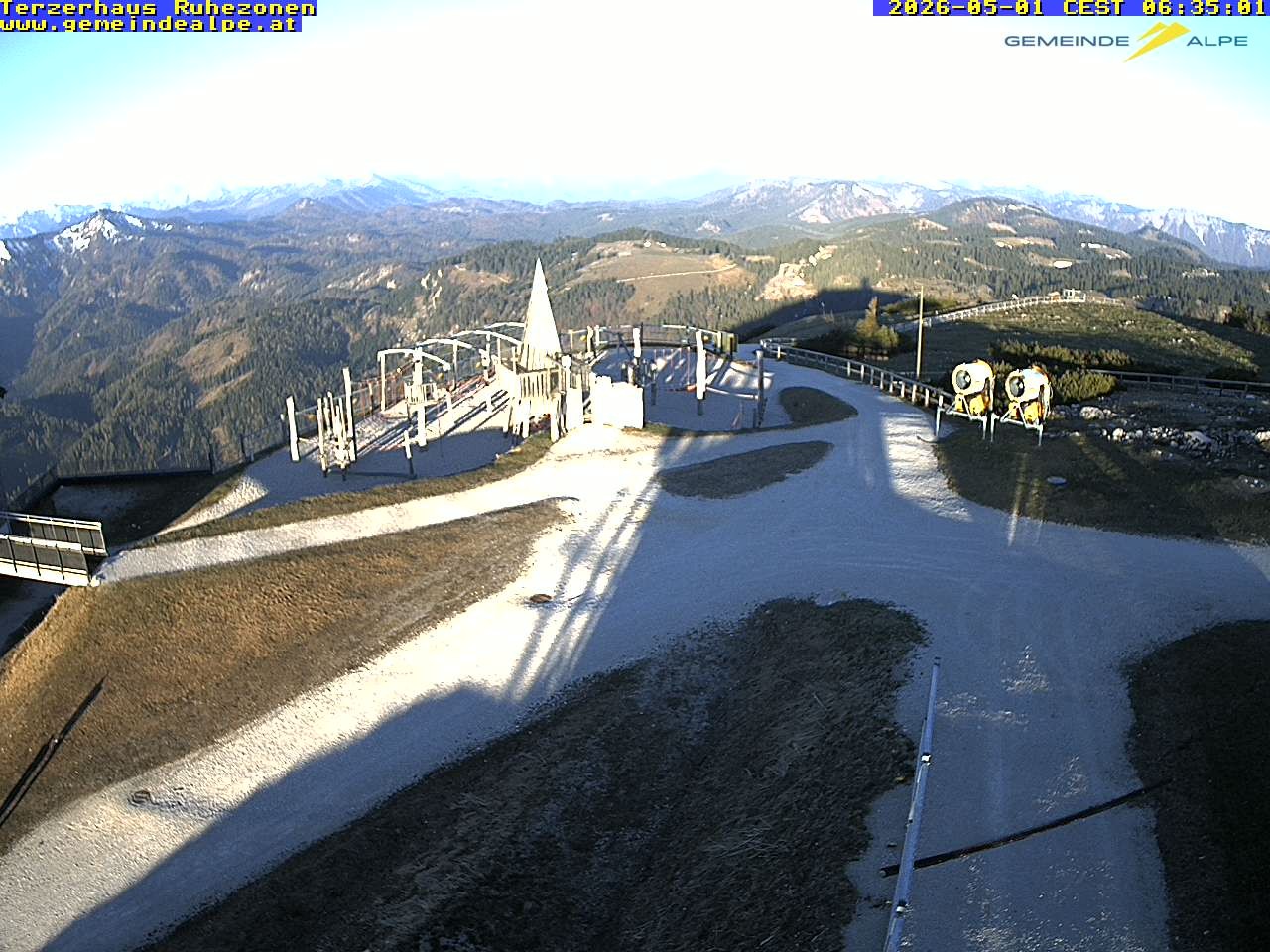 Archiv Foto Webcam Gemeindealpe Mitterbach Spielplatz / Terzerhaus