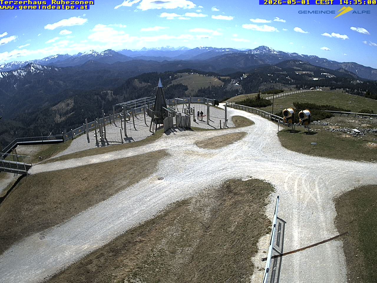 Archiv Foto Webcam Gemeindealpe Mitterbach Spielplatz / Terzerhaus