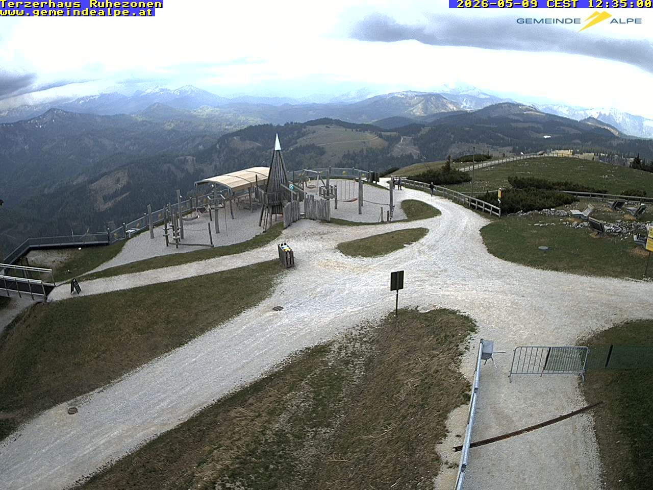Archiv Foto Webcam Gemeindealpe Mitterbach Spielplatz / Terzerhaus