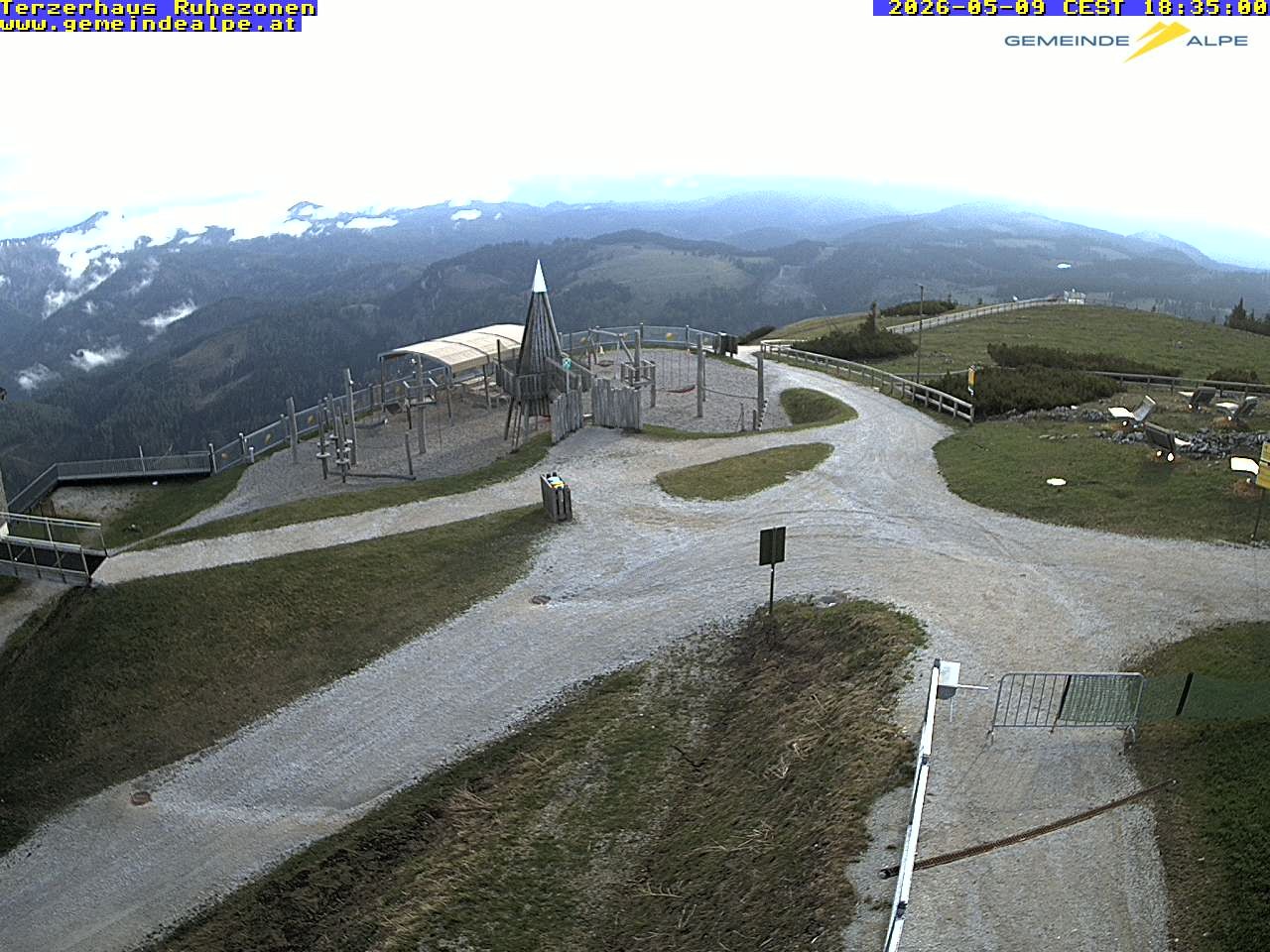 Archiv Foto Webcam Gemeindealpe Mitterbach Spielplatz / Terzerhaus