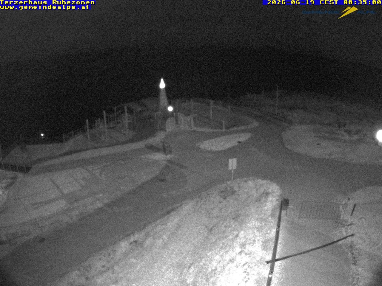 Archiv Foto Webcam Gemeindealpe Mitterbach Spielplatz / Terzerhaus