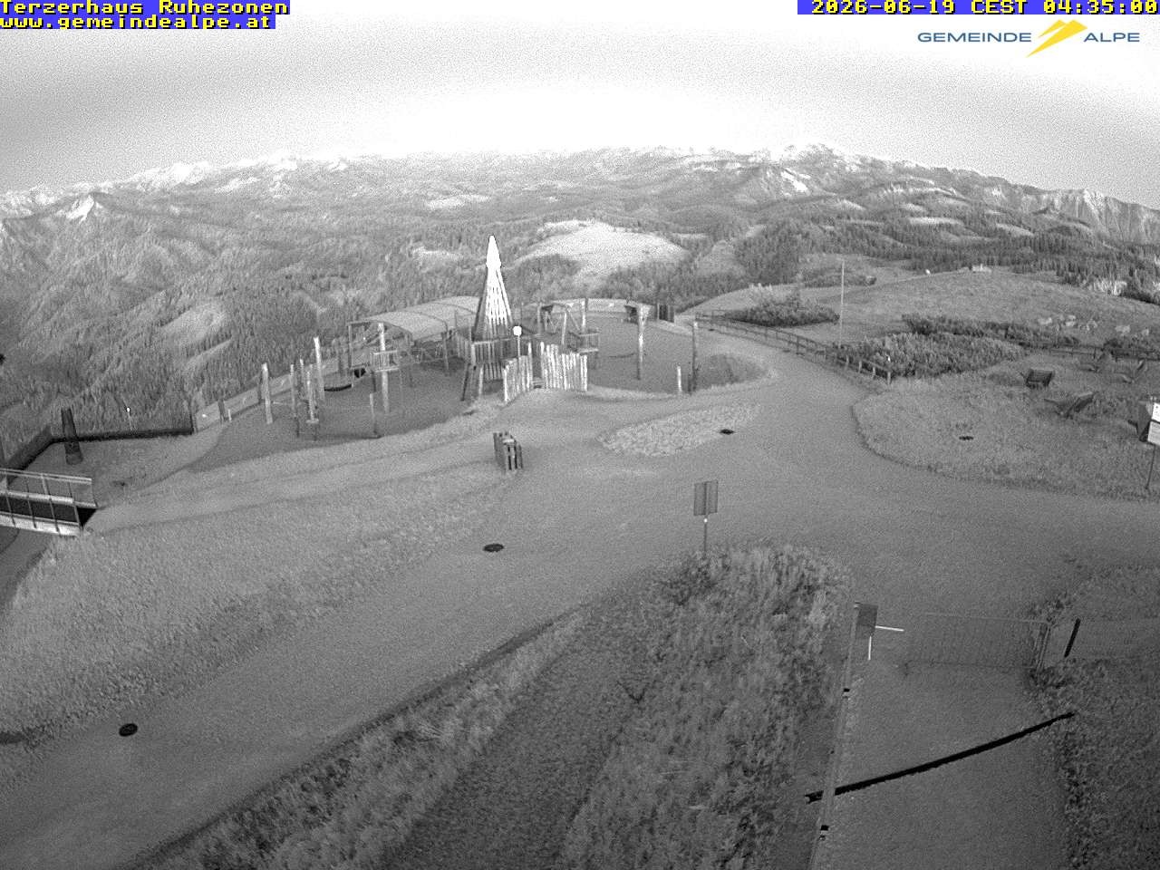 Archiv Foto Webcam Gemeindealpe Mitterbach Spielplatz / Terzerhaus