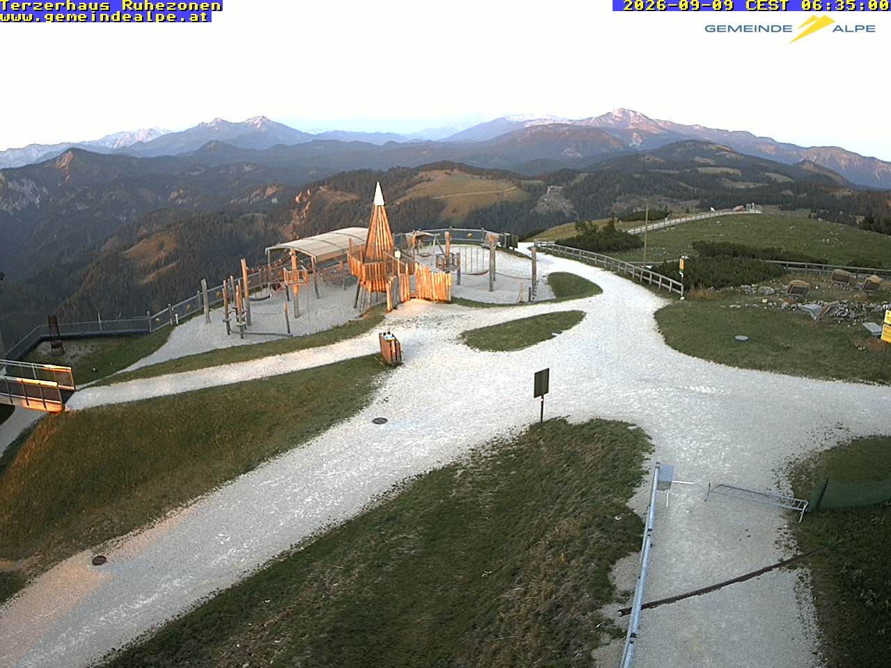Archiv Foto Webcam Gemeindealpe Mitterbach Spielplatz / Terzerhaus