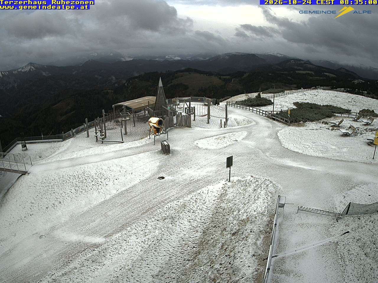Archiv Foto Webcam Gemeindealpe Mitterbach Spielplatz / Terzerhaus