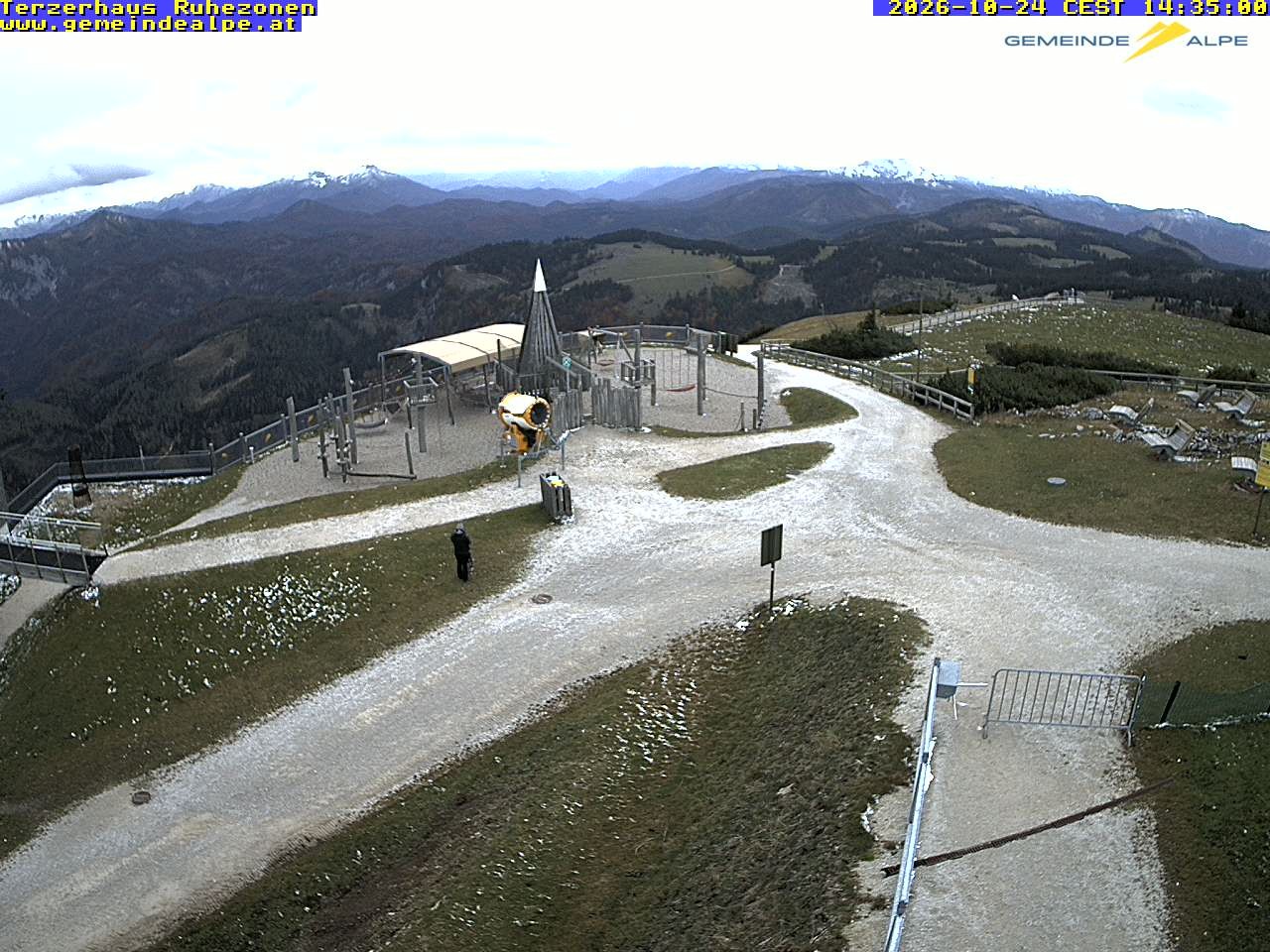 Archived image Webcam Terzerhaus Playground Gemeindealpe Mitterbach