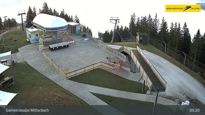Archived image Webcam Cabin s'Balzplatzerl Gemeindealpe Mitterbach