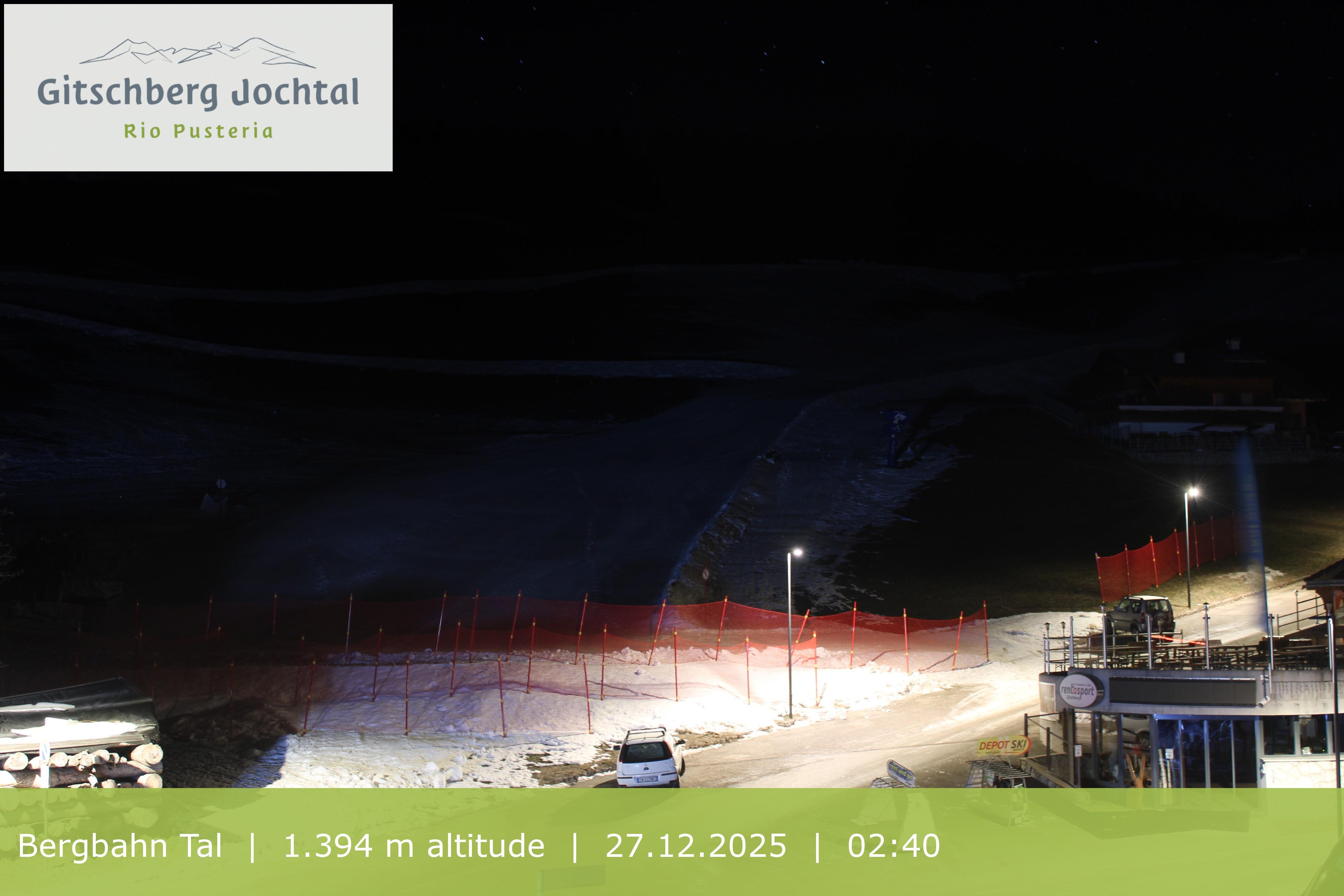 Archiv Foto Webcam Sicht auf die Talstation Meransen in Südtirol