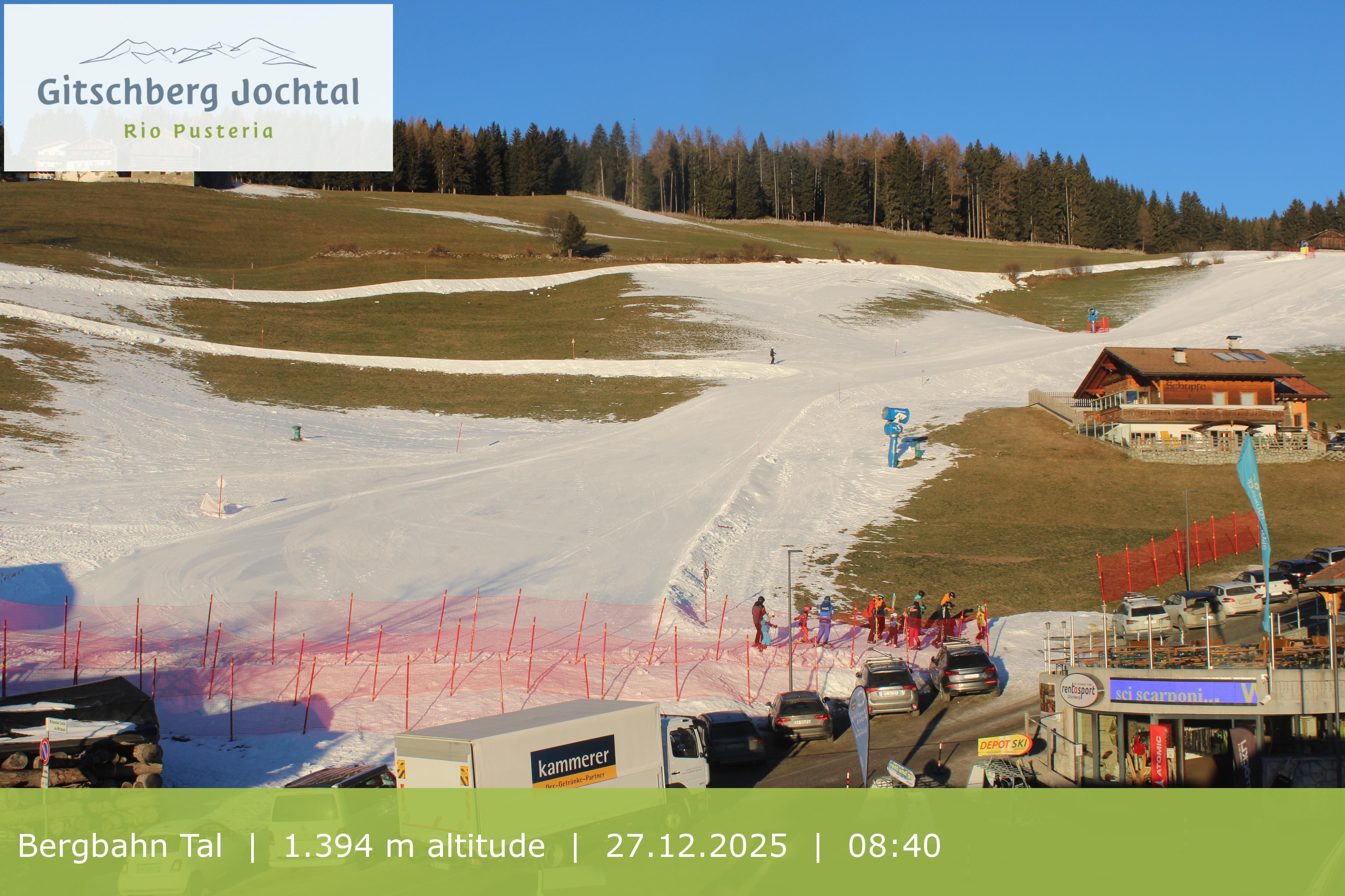 Archiv Foto Webcam Sicht auf die Talstation Meransen in Südtirol