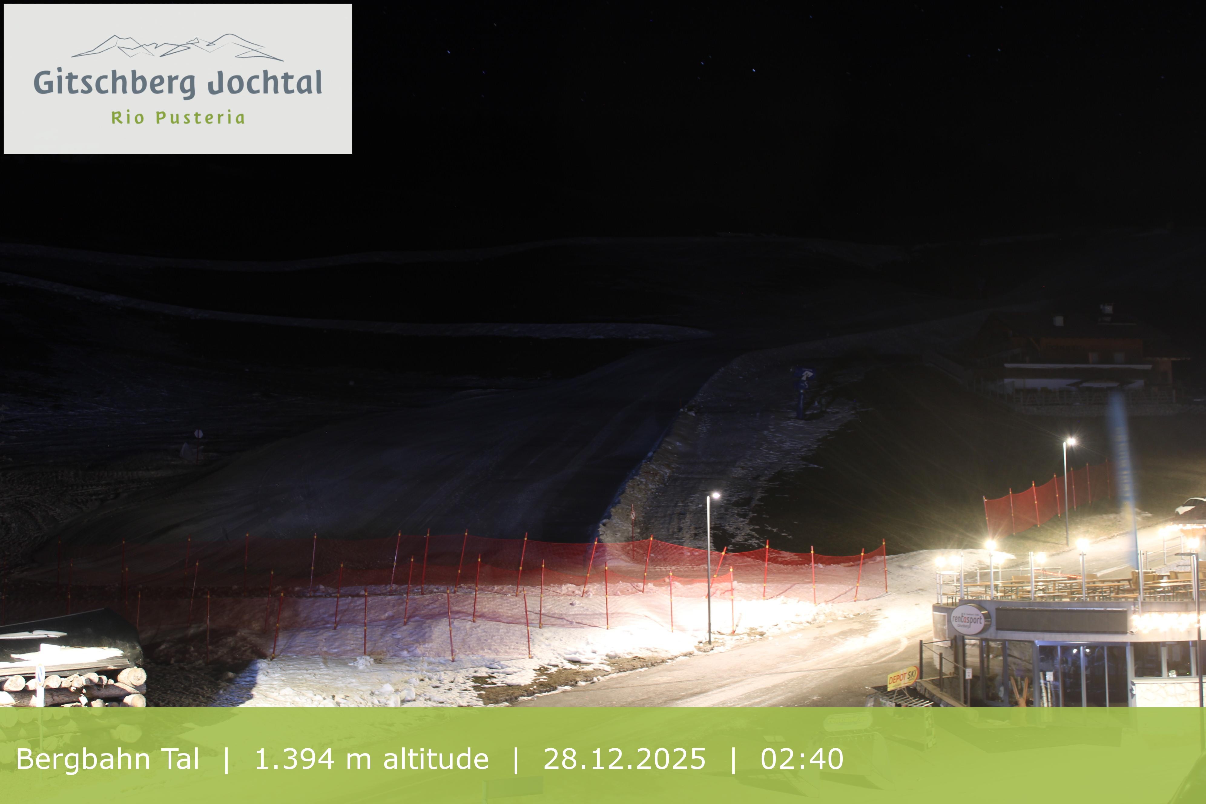 Archiv Foto Webcam Sicht auf die Talstation Meransen in Südtirol