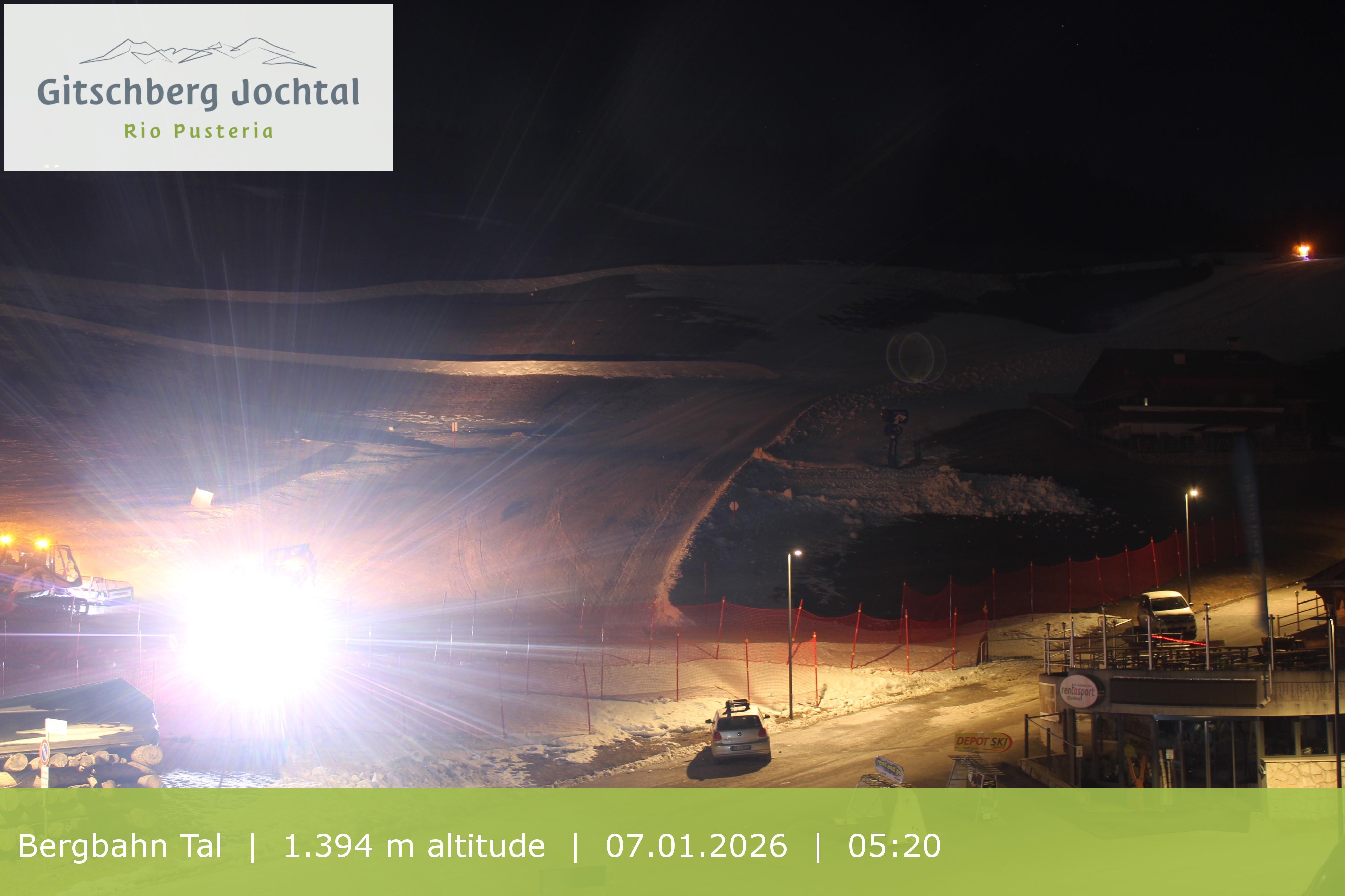 Archiv Foto Webcam Sicht auf die Talstation Meransen in Südtirol