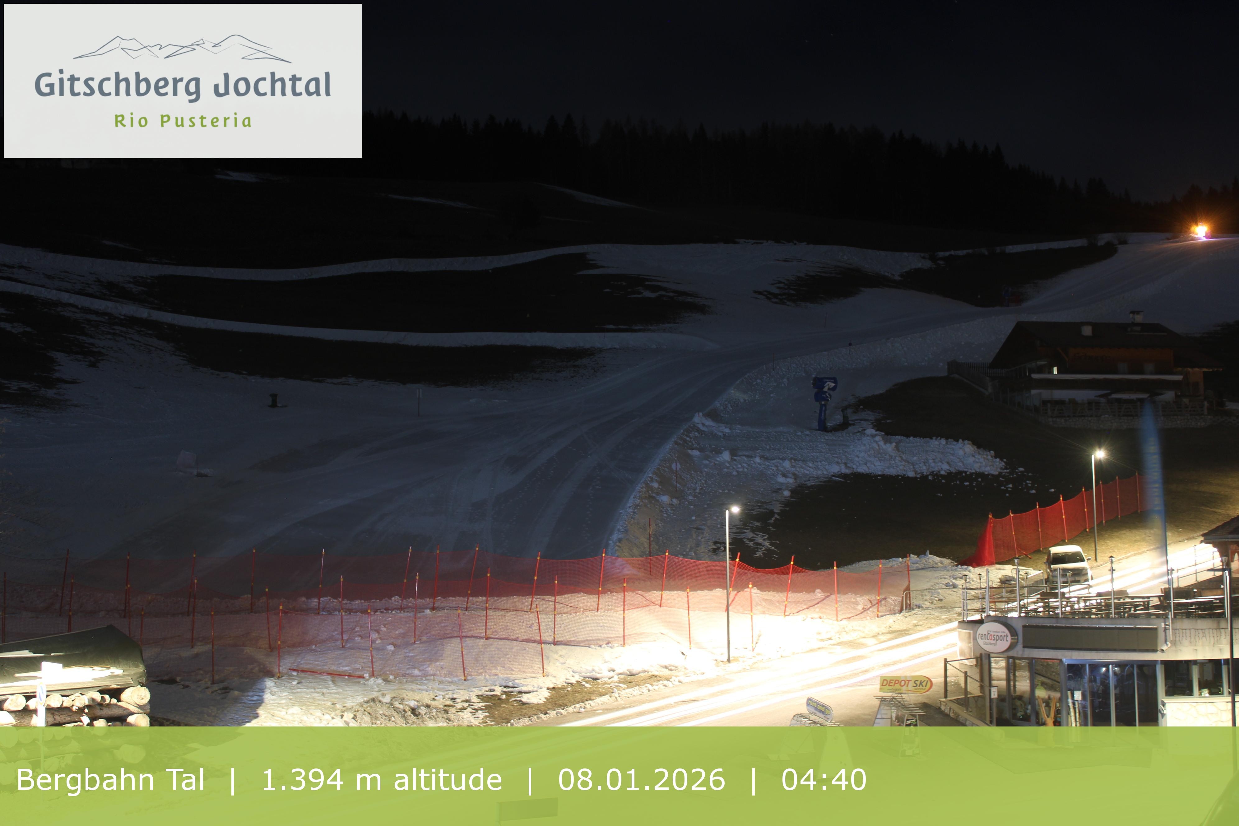 Archiv Foto Webcam Sicht auf die Talstation Meransen in Südtirol