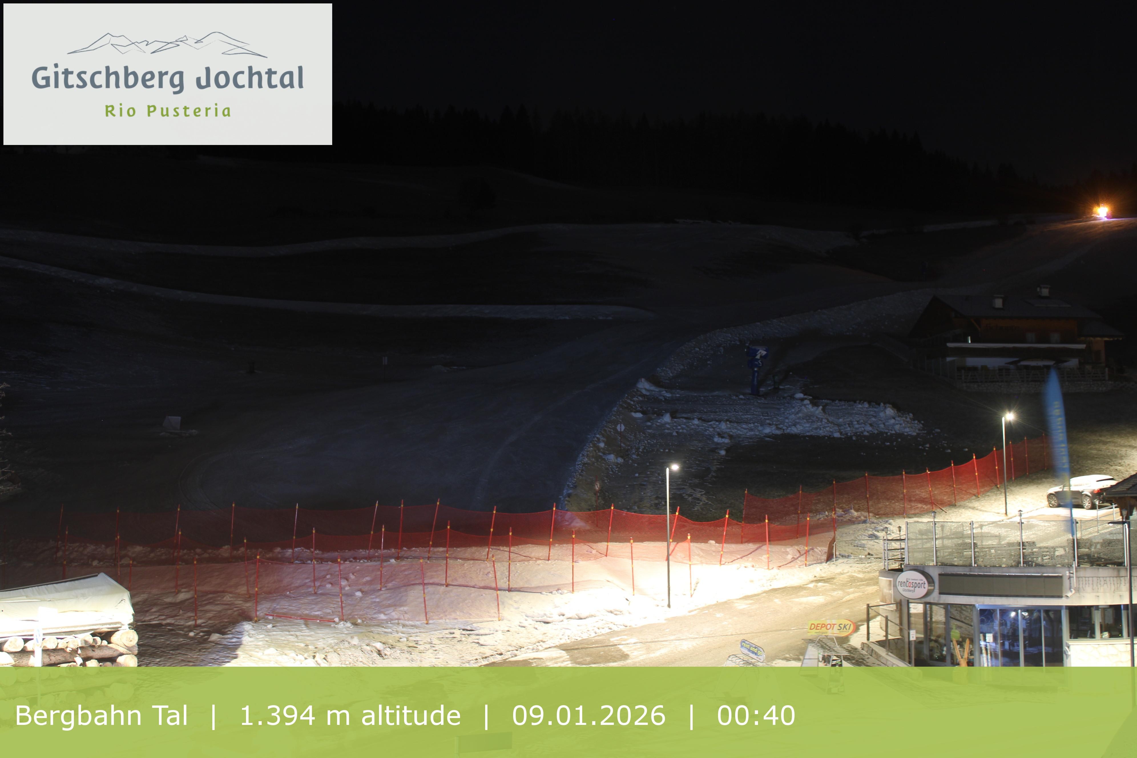 Archiv Foto Webcam Sicht auf die Talstation Meransen in Südtirol