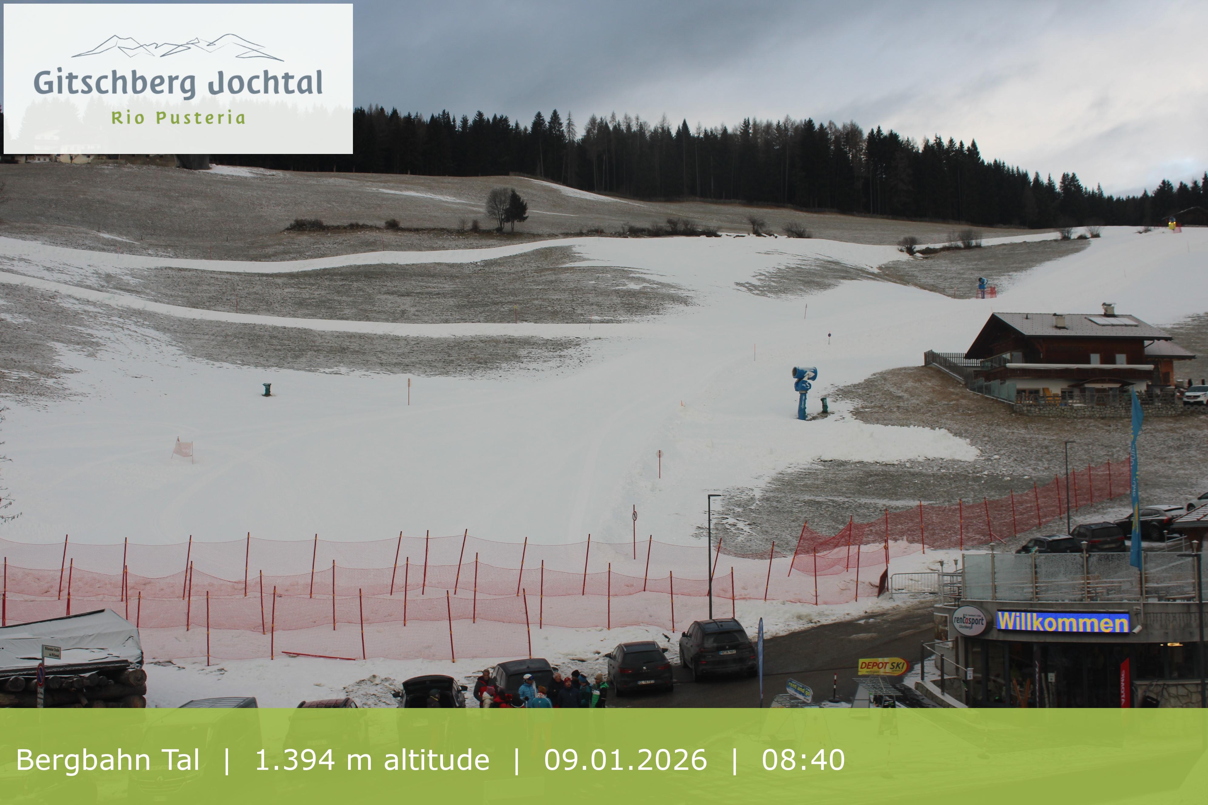 Archived image Webcam View of Base Station Meransen in South Tyrol