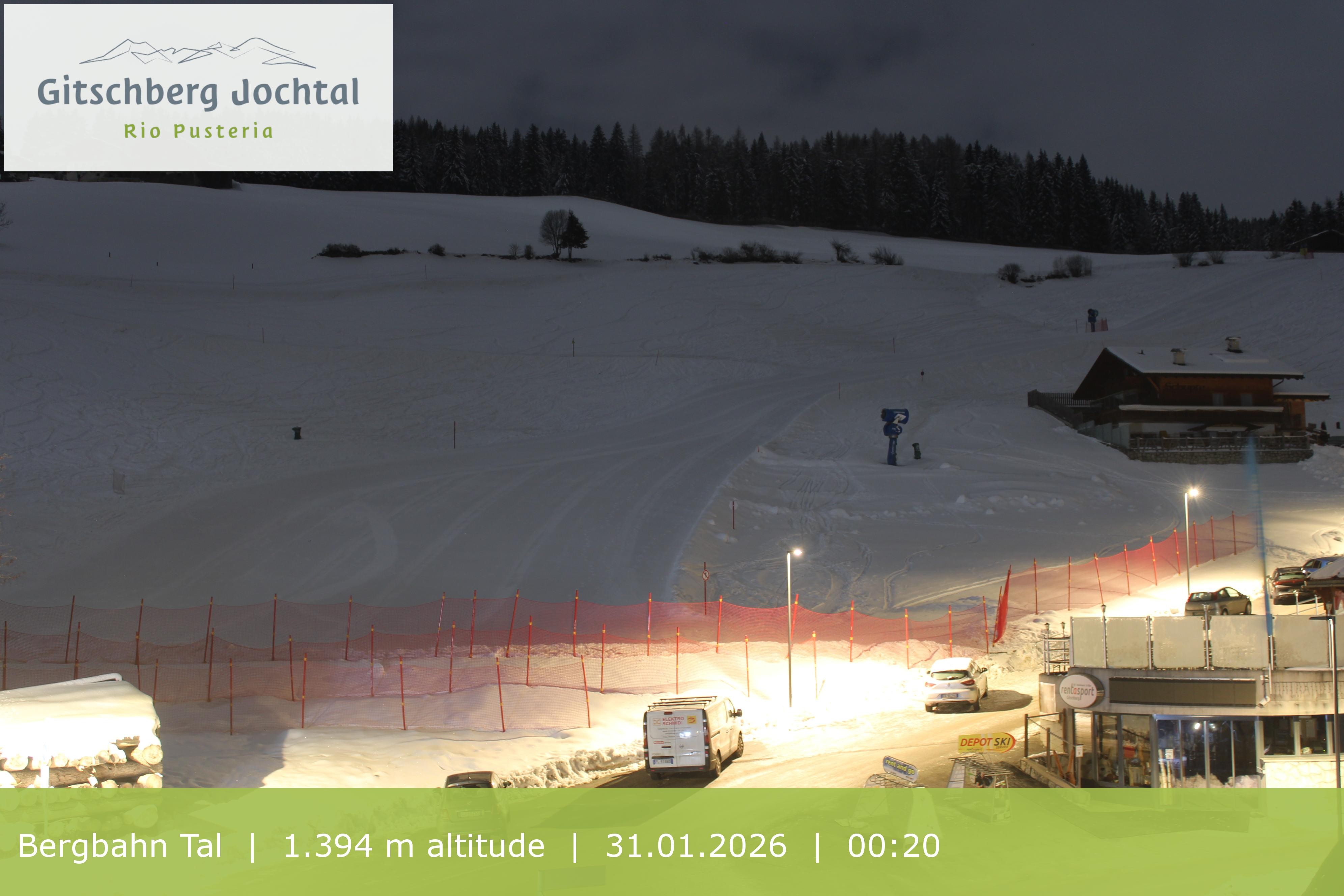 Archiv Foto Webcam Sicht auf die Talstation Meransen in Südtirol