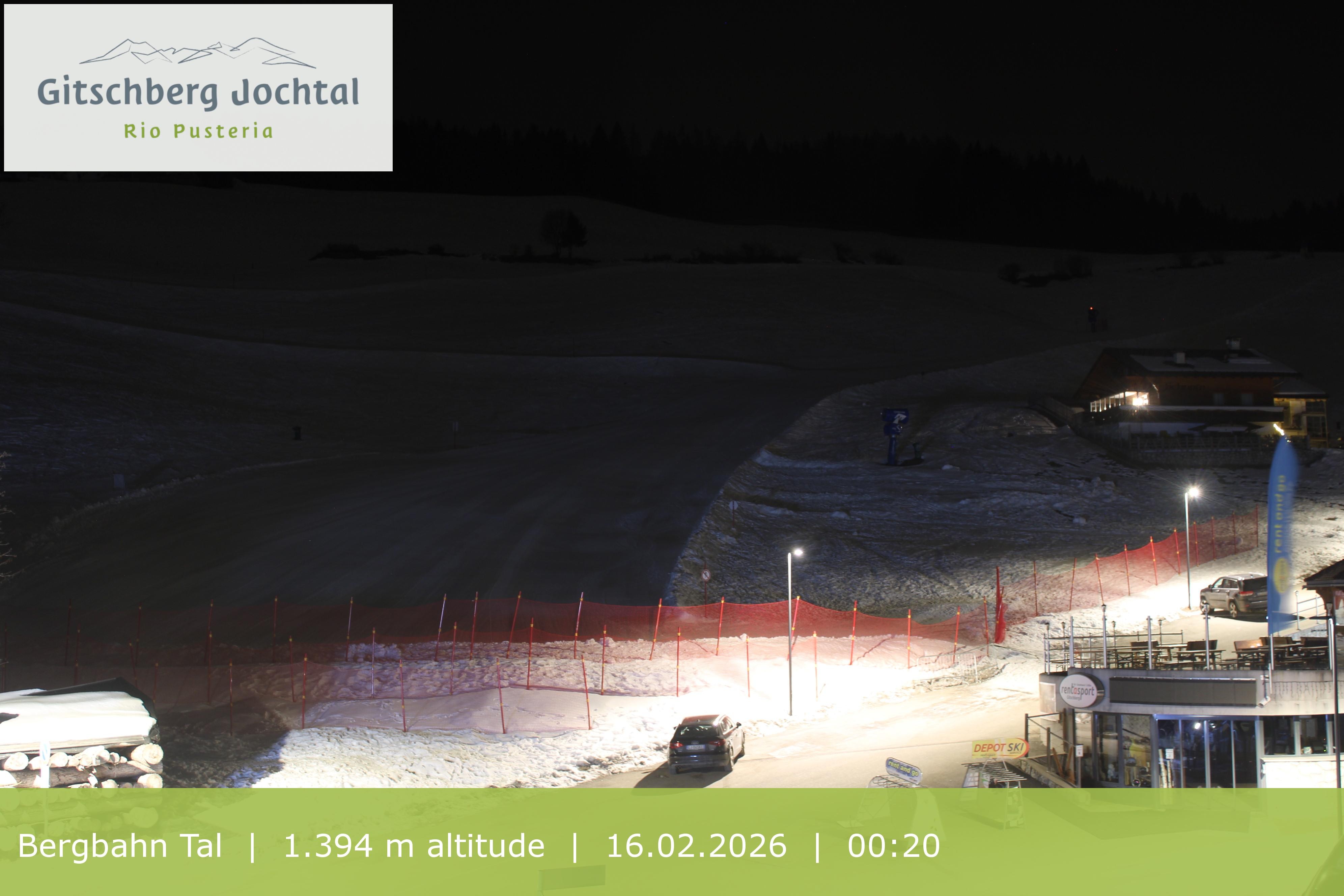 Archiv Foto Webcam Sicht auf die Talstation Meransen in Südtirol