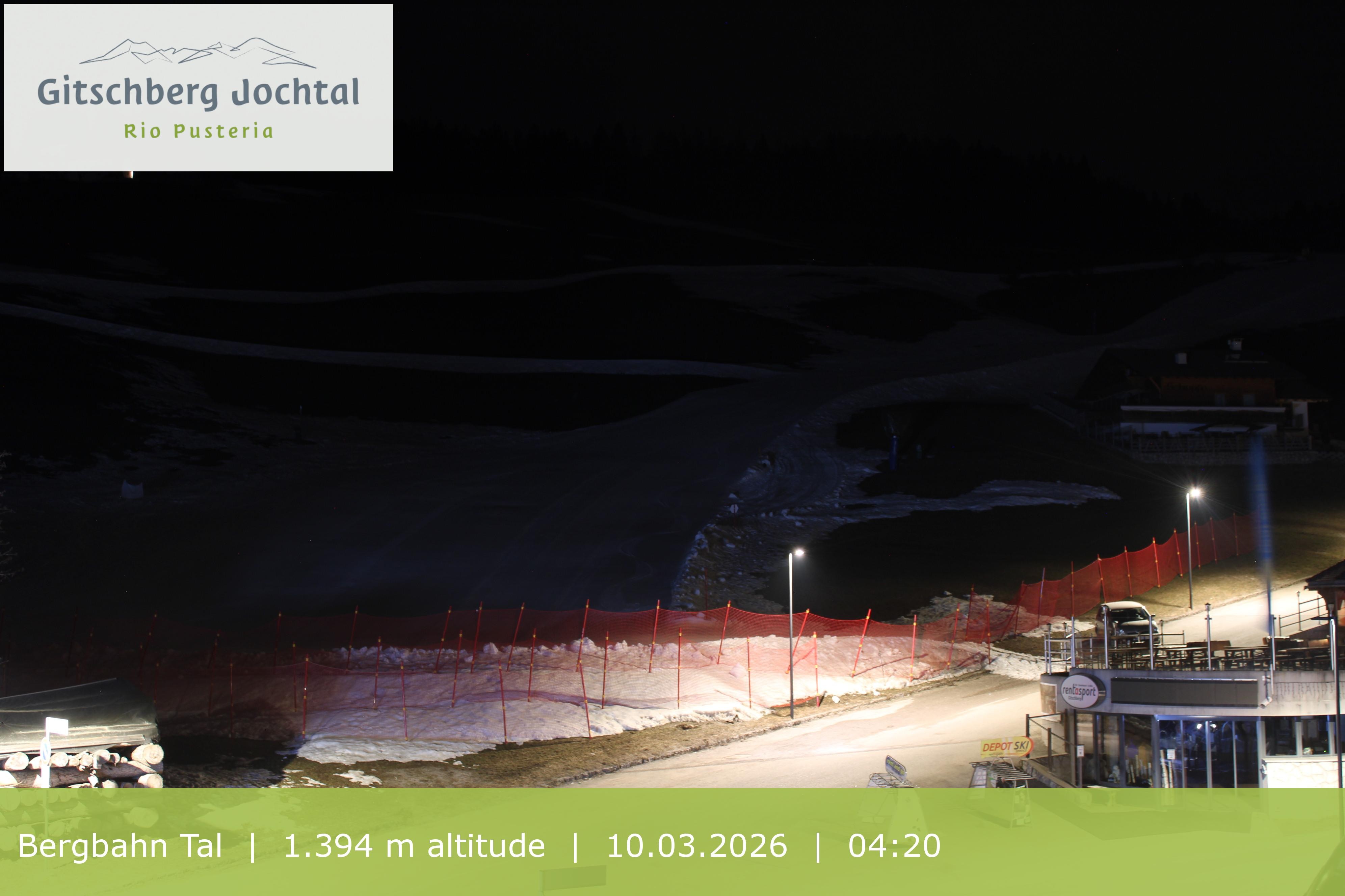 Archiv Foto Webcam Sicht auf die Talstation Meransen in Südtirol