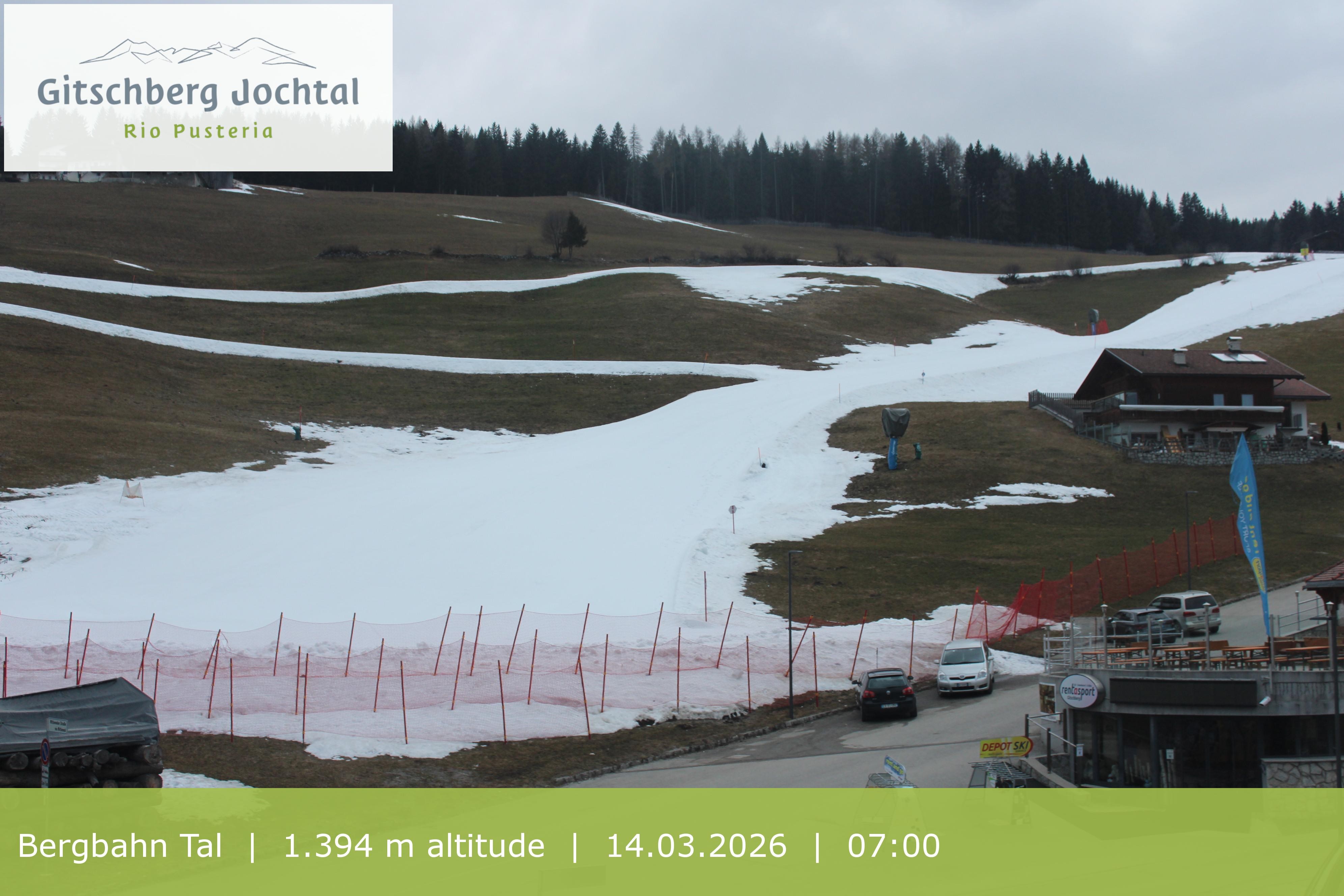Archived image Webcam View of Base Station Meransen in South Tyrol