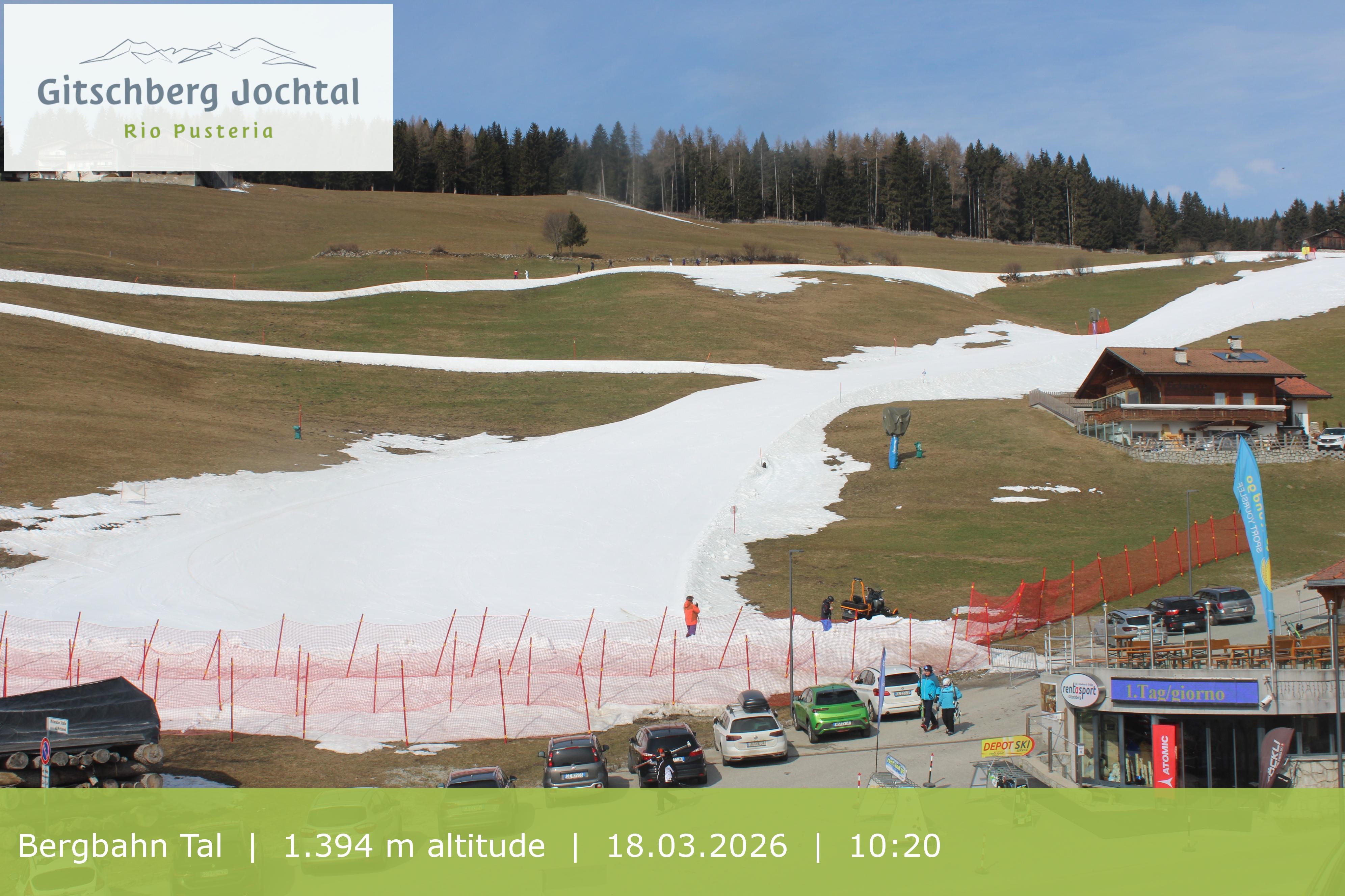 Archived image Webcam View of Base Station Meransen in South Tyrol