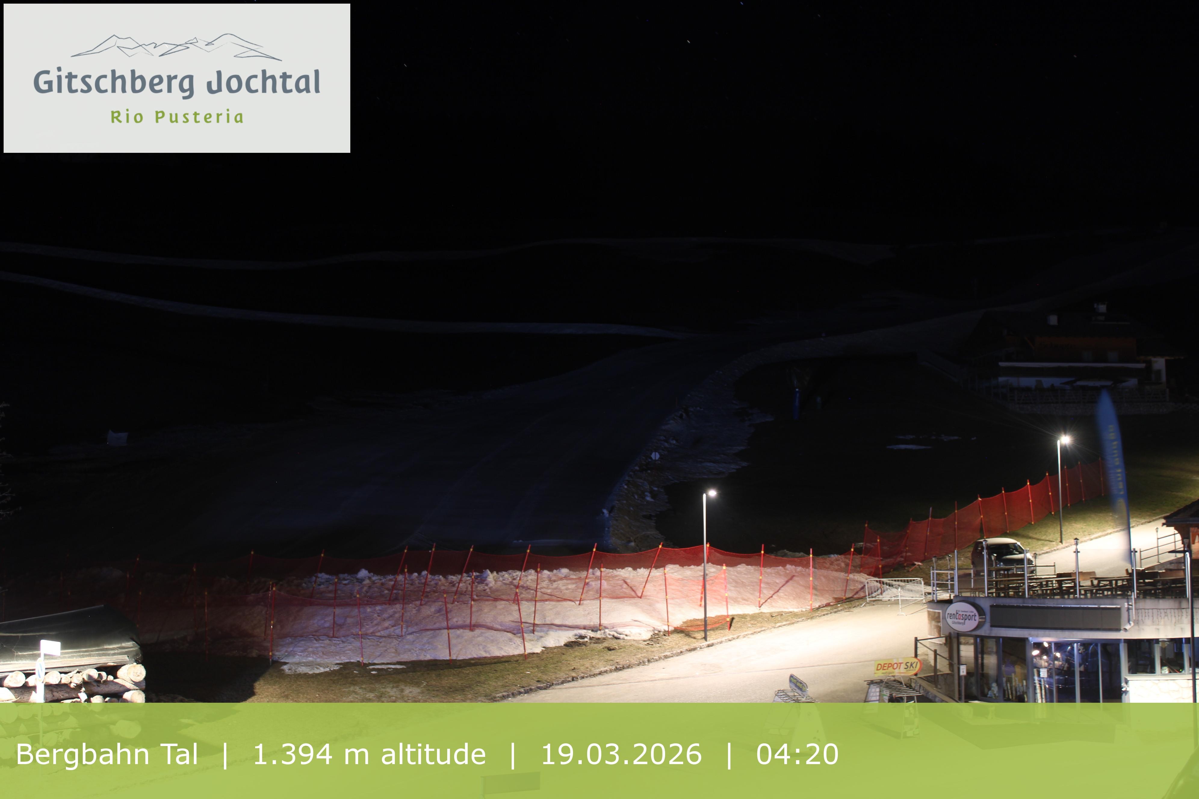 Archiv Foto Webcam Sicht auf die Talstation Meransen in Südtirol
