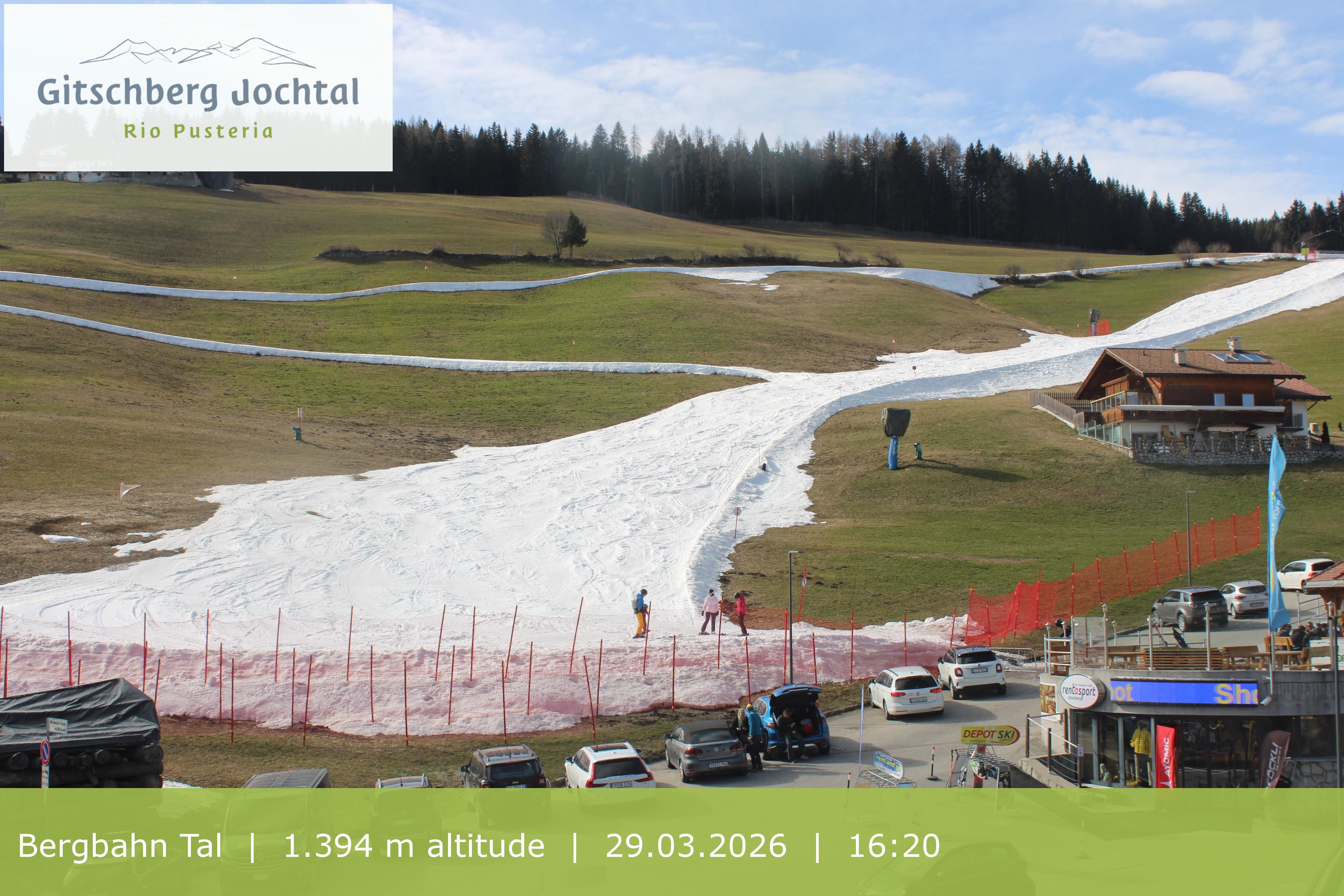 Archived image Webcam View of Base Station Meransen in South Tyrol