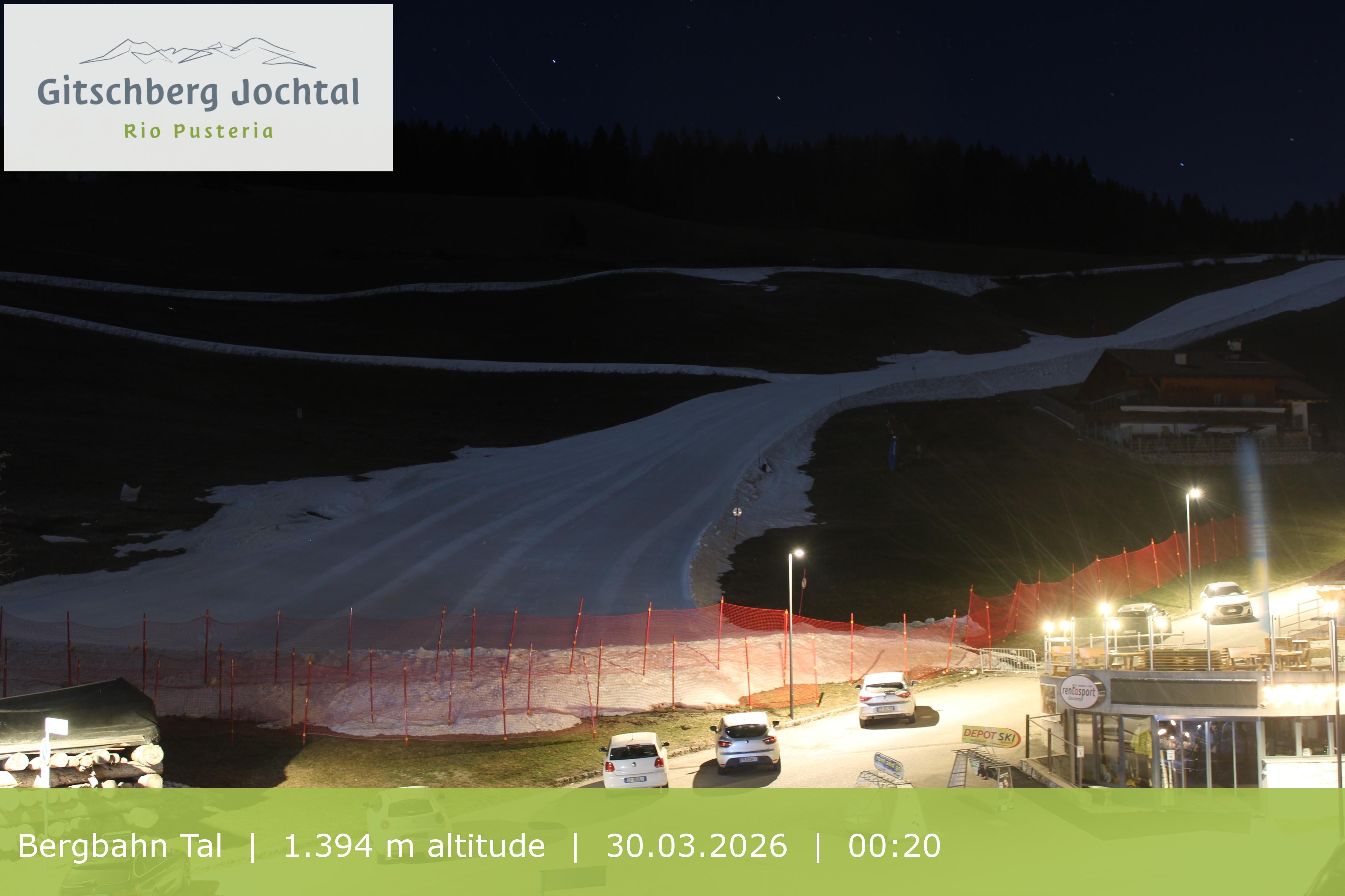 Archiv Foto Webcam Sicht auf die Talstation Meransen in Südtirol