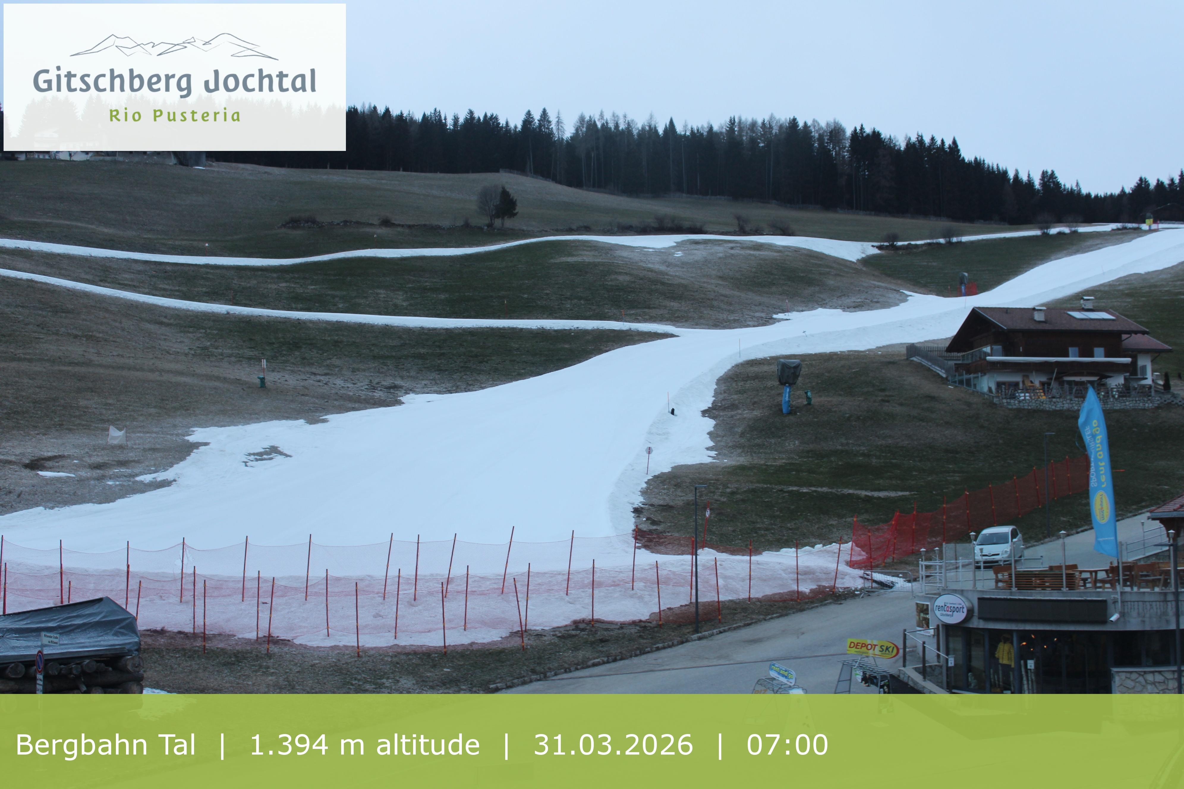 Archived image Webcam View of Base Station Meransen in South Tyrol