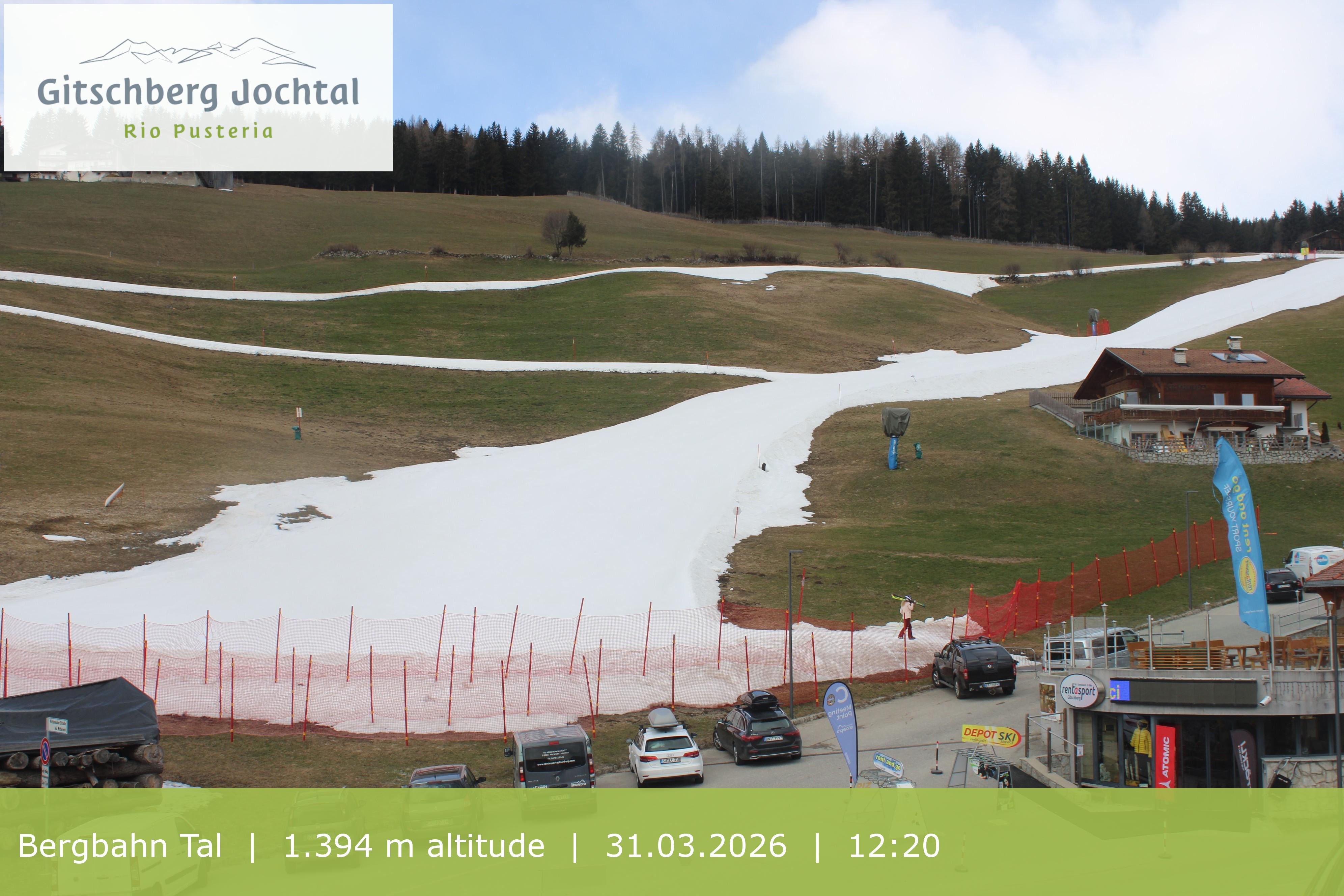 Archived image Webcam View of Base Station Meransen in South Tyrol