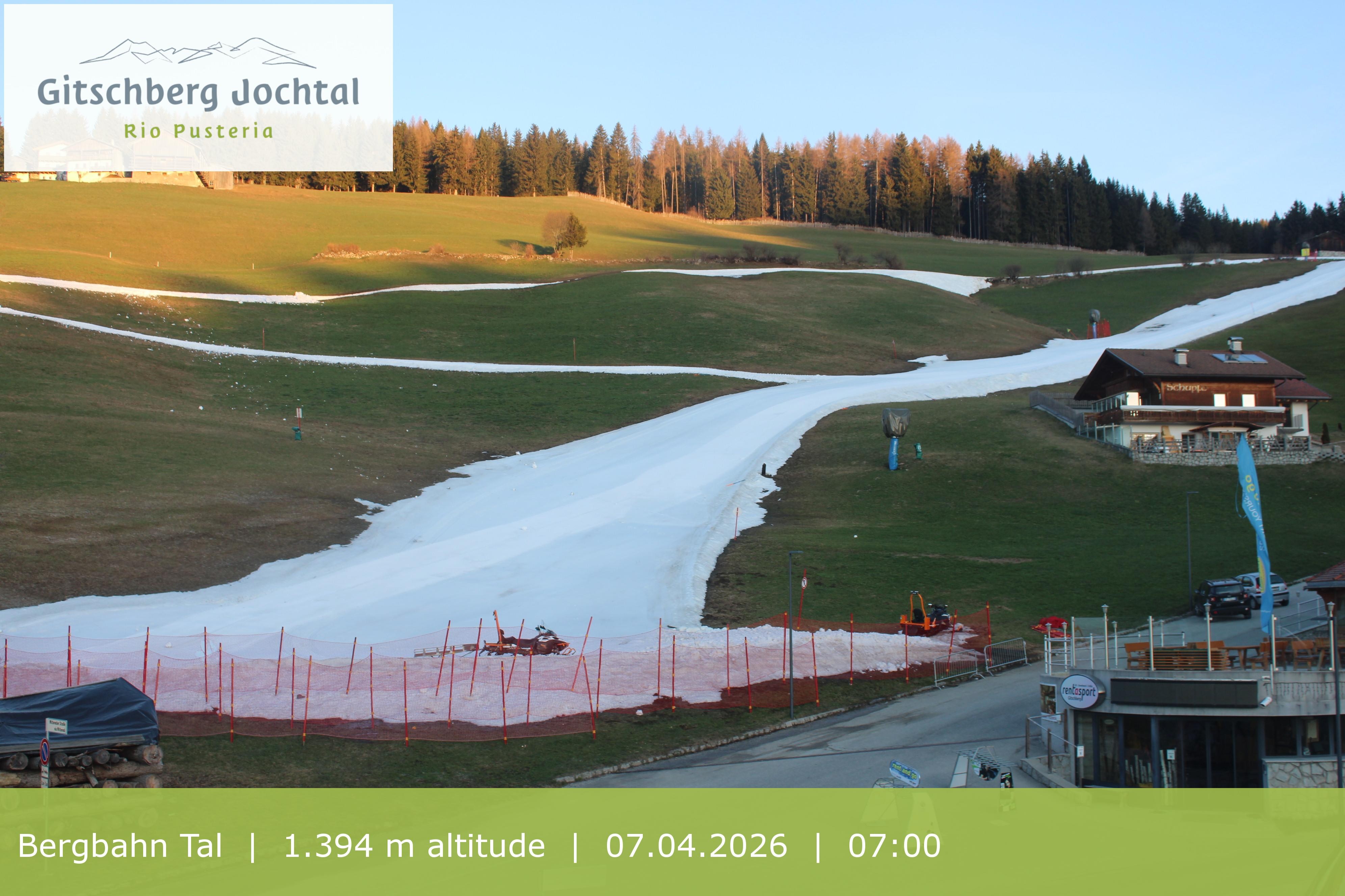 Archived image Webcam View of Base Station Meransen in South Tyrol
