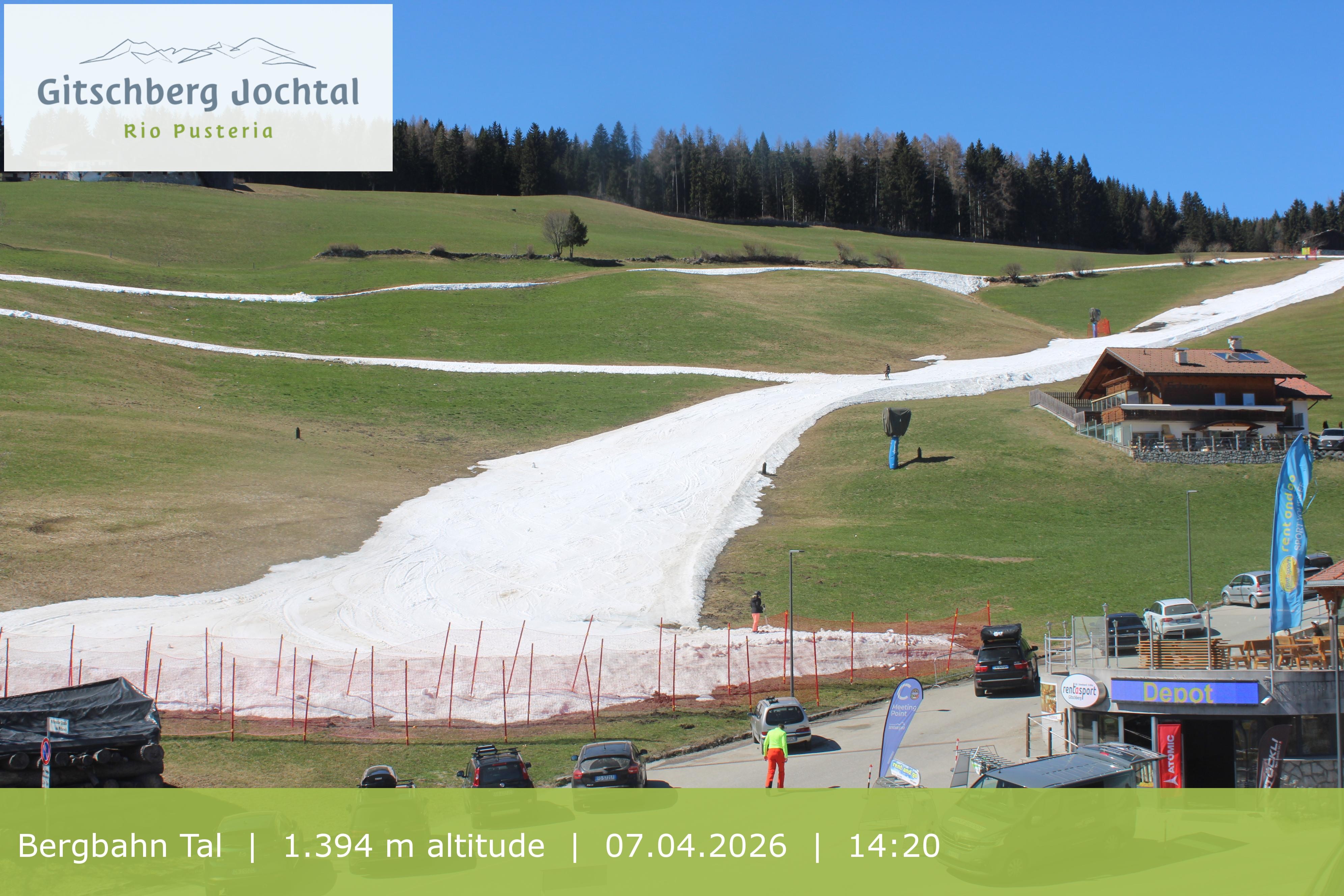 Archived image Webcam View of Base Station Meransen in South Tyrol